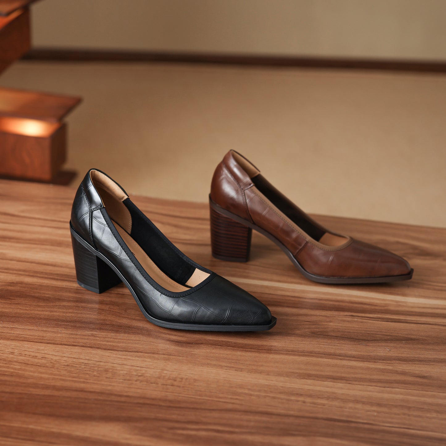 TinaCus Handmade Women's Genuine Leather Classic Pointed Toe Chunky Heel Pumps Shoes