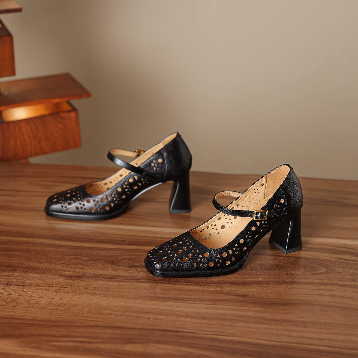 TinaCus Handmade Women's Genuine Leather Breathable Square Toe Mary Jane Pumps Shoes