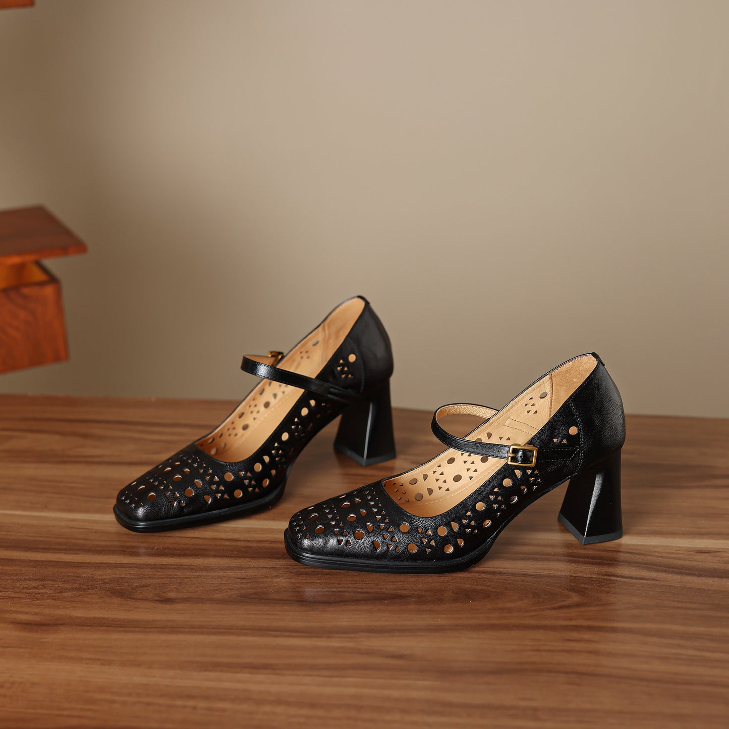 TinaCus Handmade Women's Genuine Leather Breathable Square Toe Mary Jane Pumps Shoes