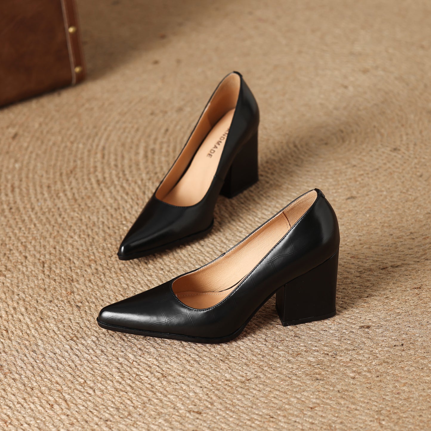 TinaCus Handmade Women's Genuine Leather Pointed Toe Office Ladies Classic Pumps Shoes