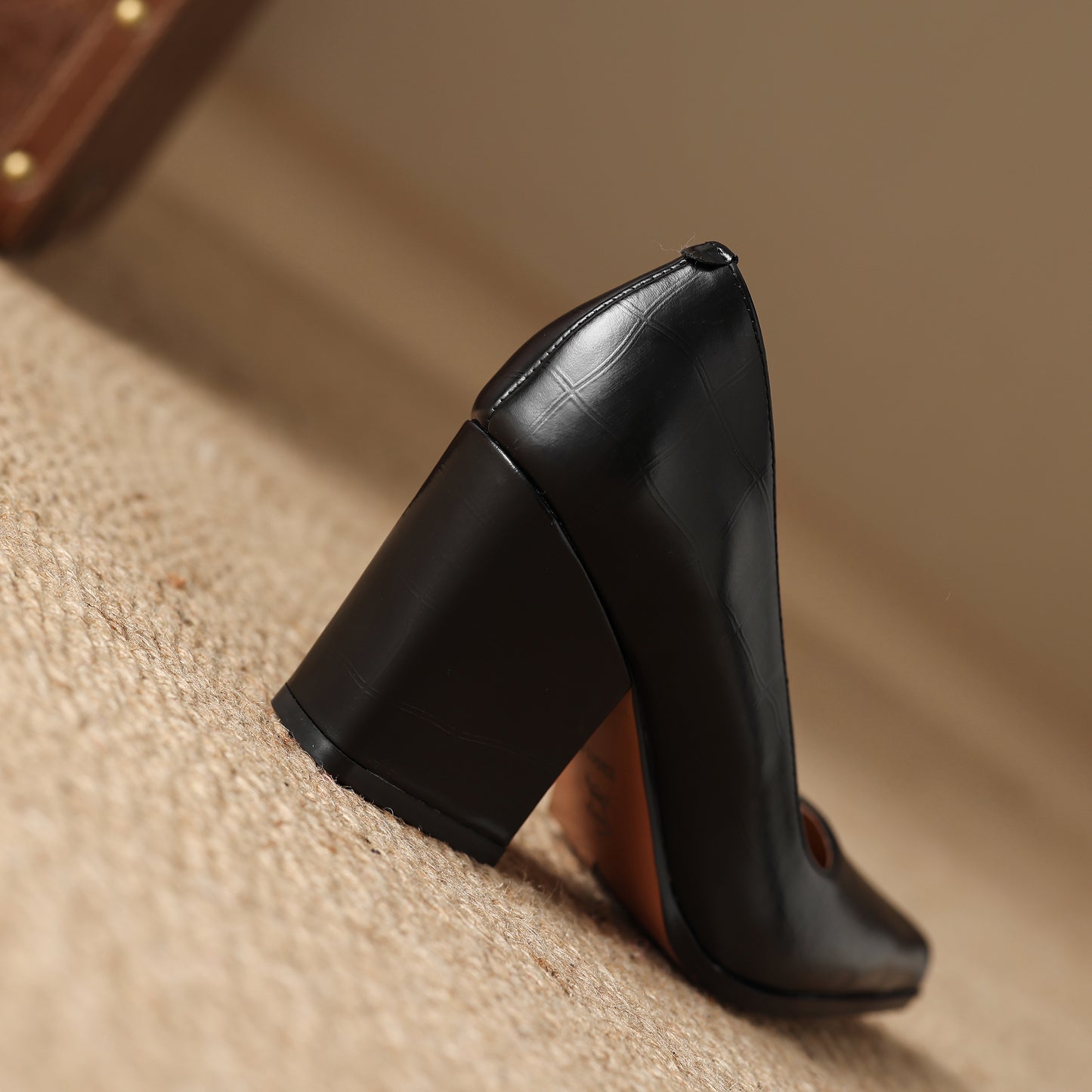 TinaCus Handmade Women's Genuine Leather Pointed Toe Office Ladies Classic Pumps Shoes