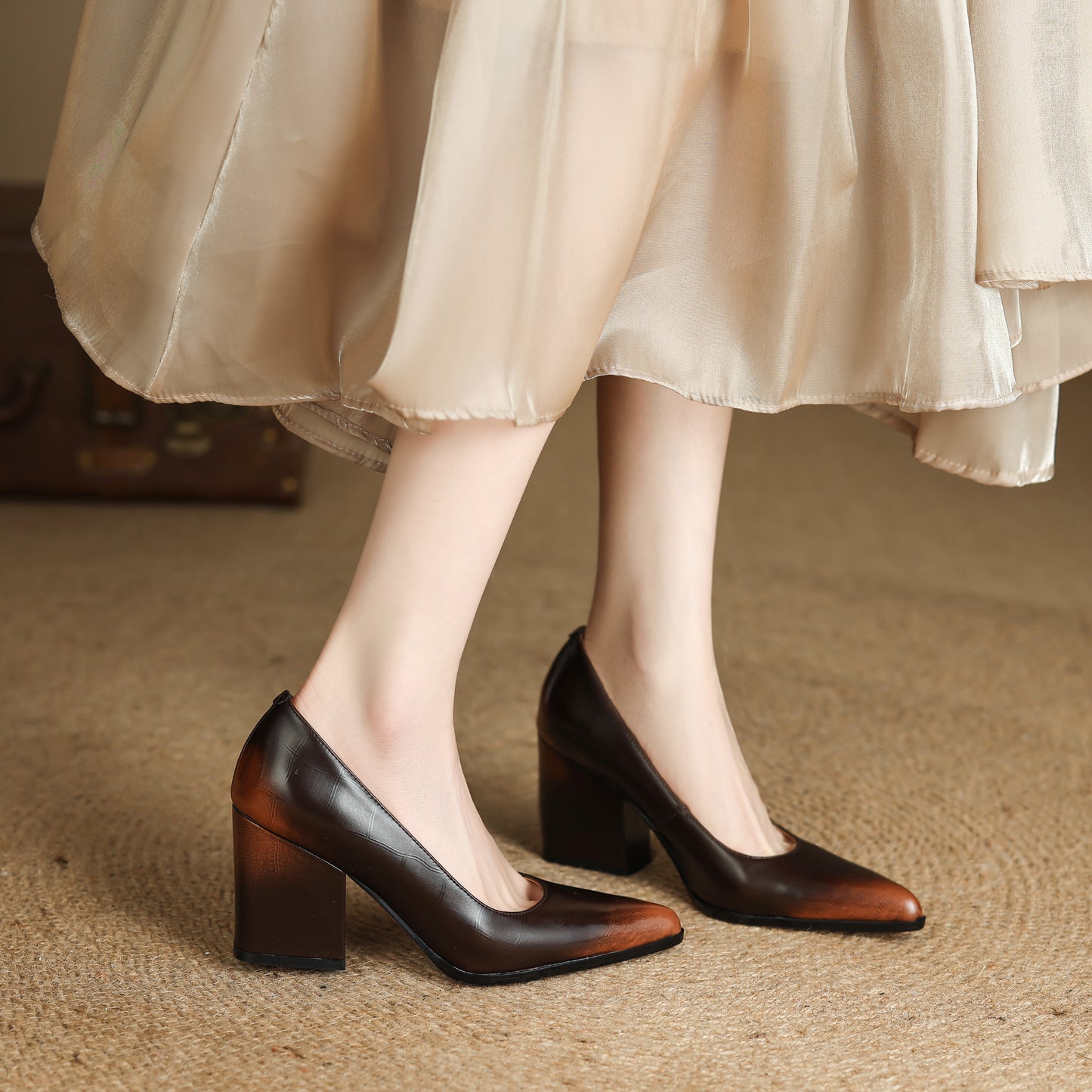 TinaCus Handmade Women's Genuine Leather Pointed Toe Office Ladies Classic Pumps Shoes