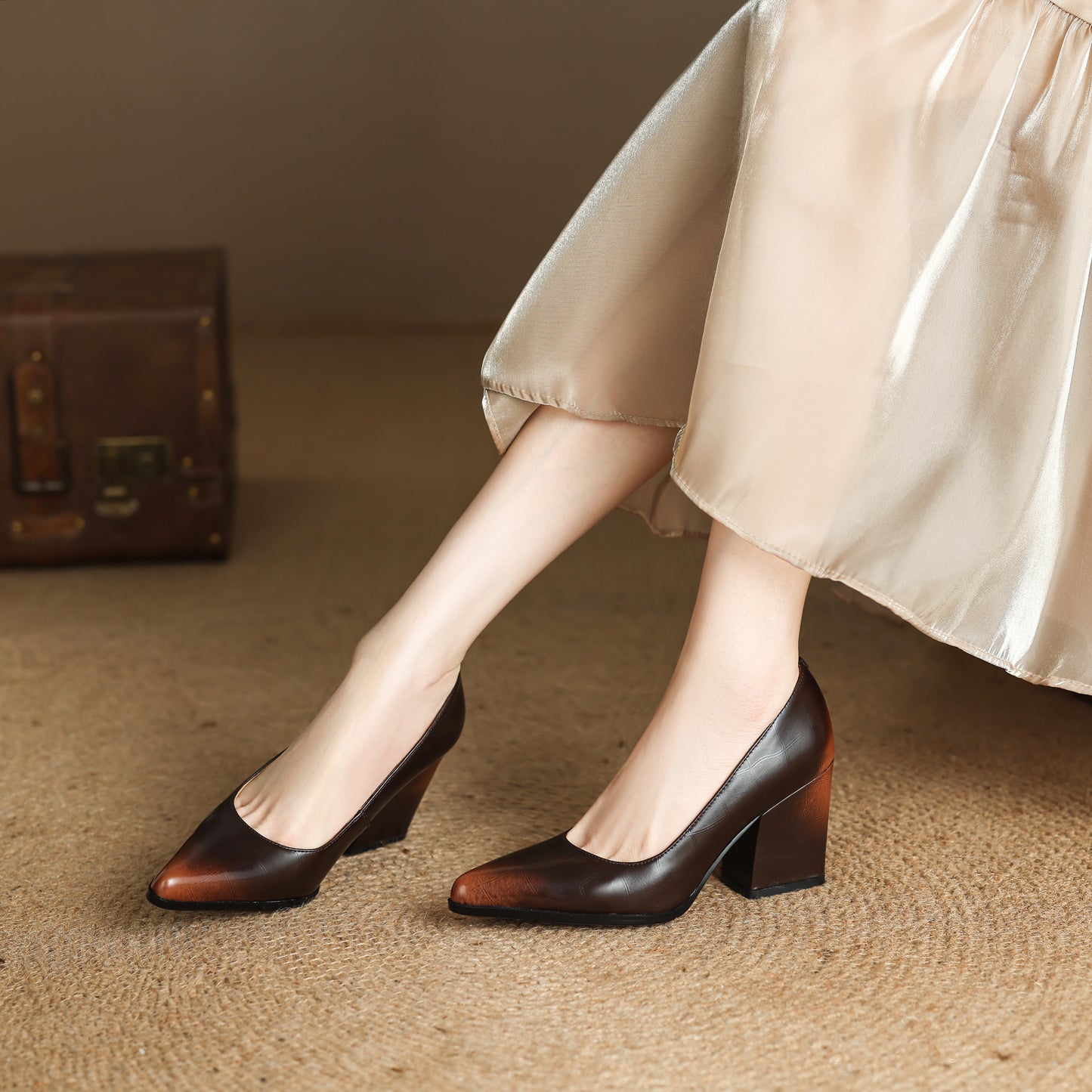 TinaCus Handmade Women's Genuine Leather Pointed Toe Office Ladies Classic Pumps Shoes