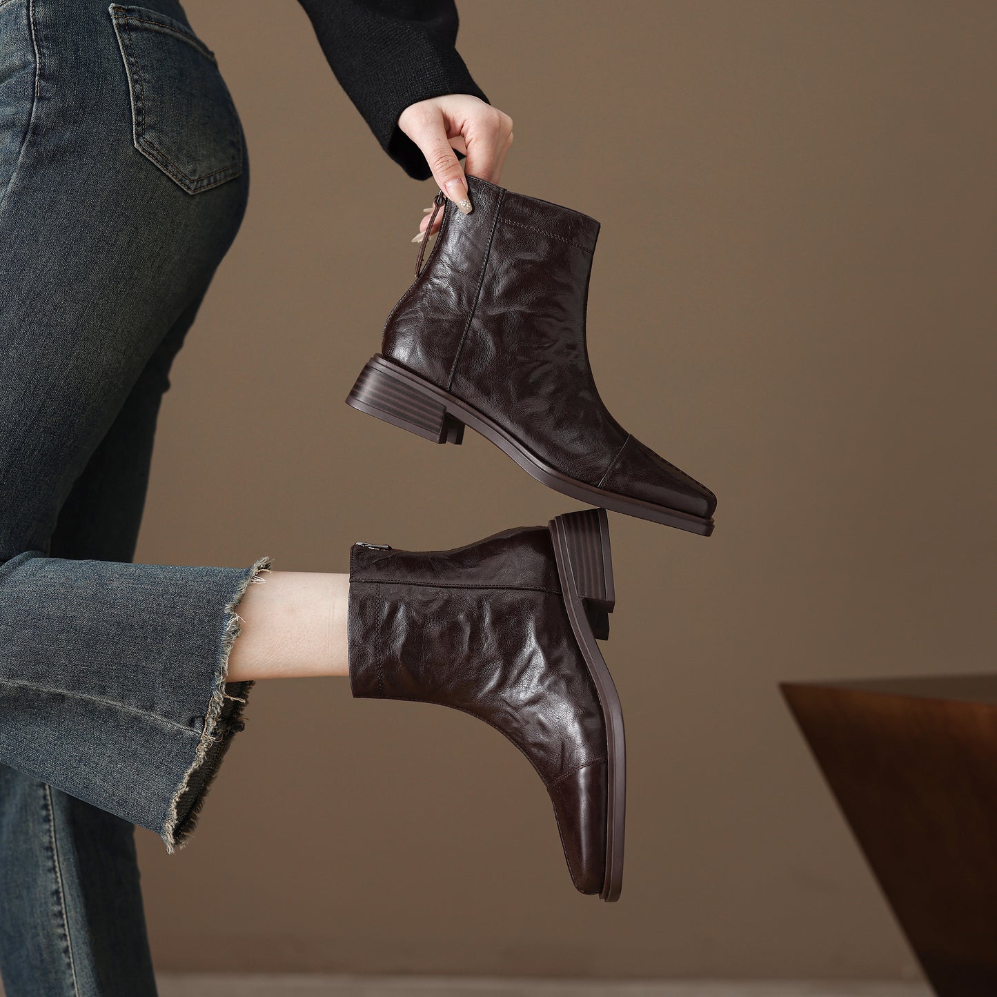 TinaCus Women's Ankle Booties Handmade Genuine Leather Back Zipper Square Toe Stacked Heel Dress Casual