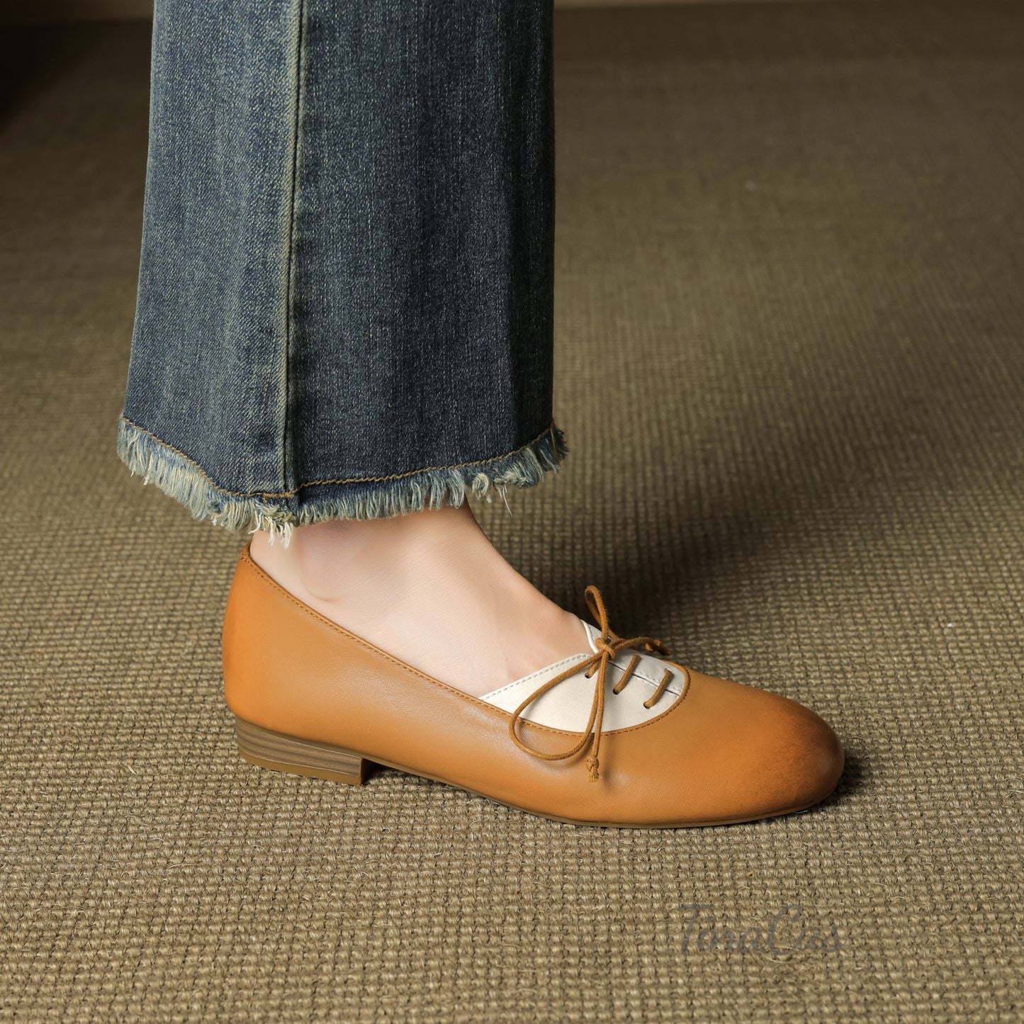 TinaCus Round Toe Women's Lace-up Genuine Leather Handmade Multi-Color Design Flat Shoes