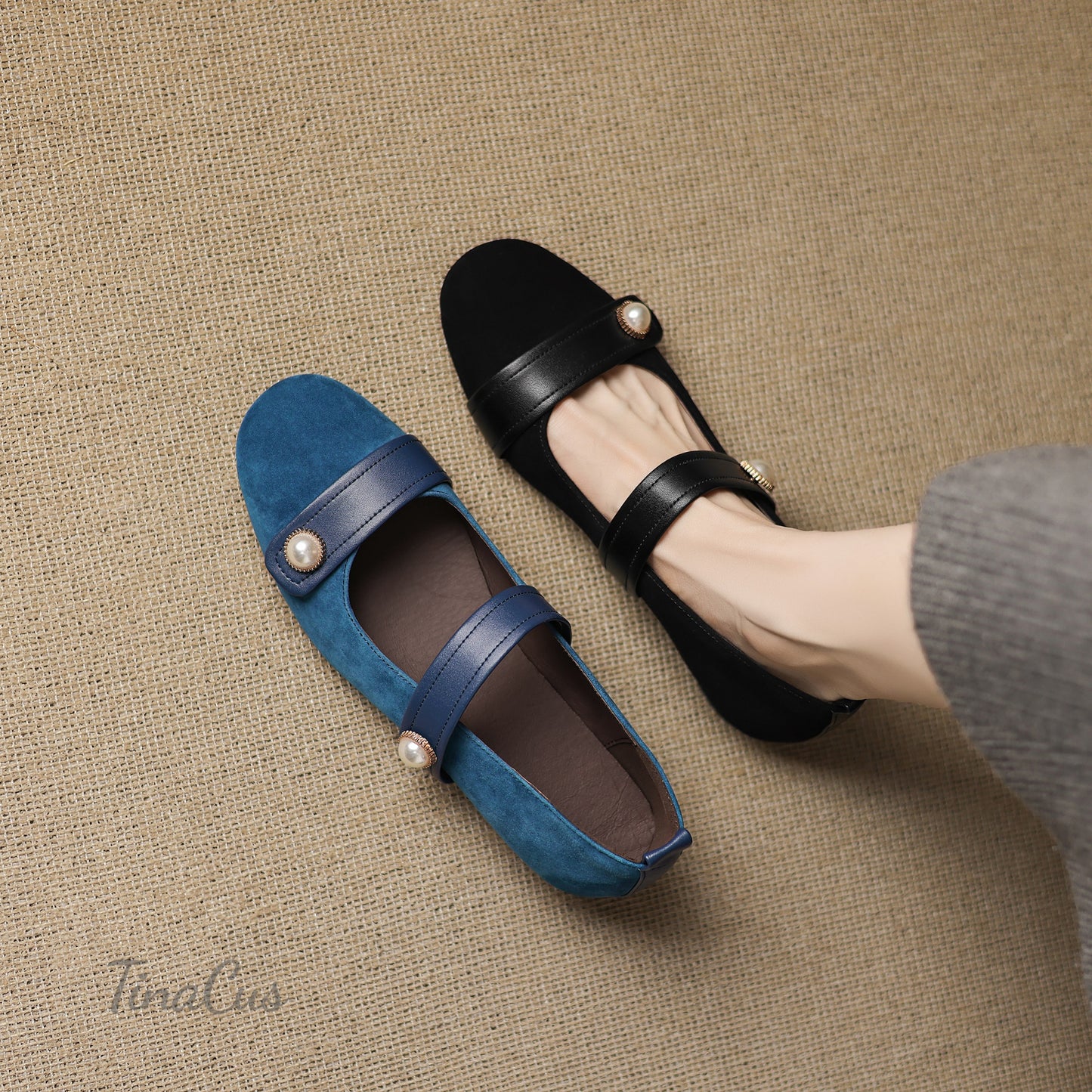 TinaCus Women's Round Toe Suede & Genuine Leather Handmade Mary Jane Flat Shoes with Pearls