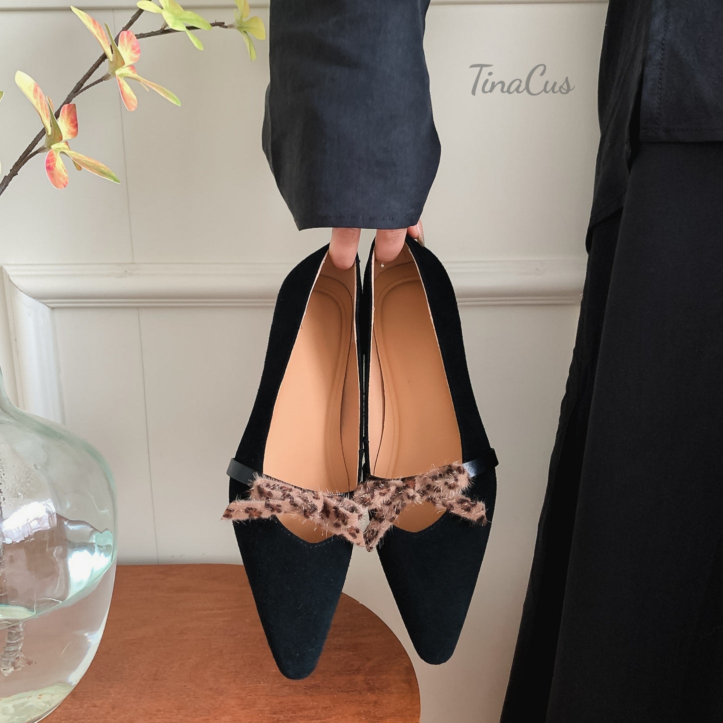 TinaCus Women's Pointed Toe Suede Leather Handmade Bowknot Low Heels Cute Loafers Shoes