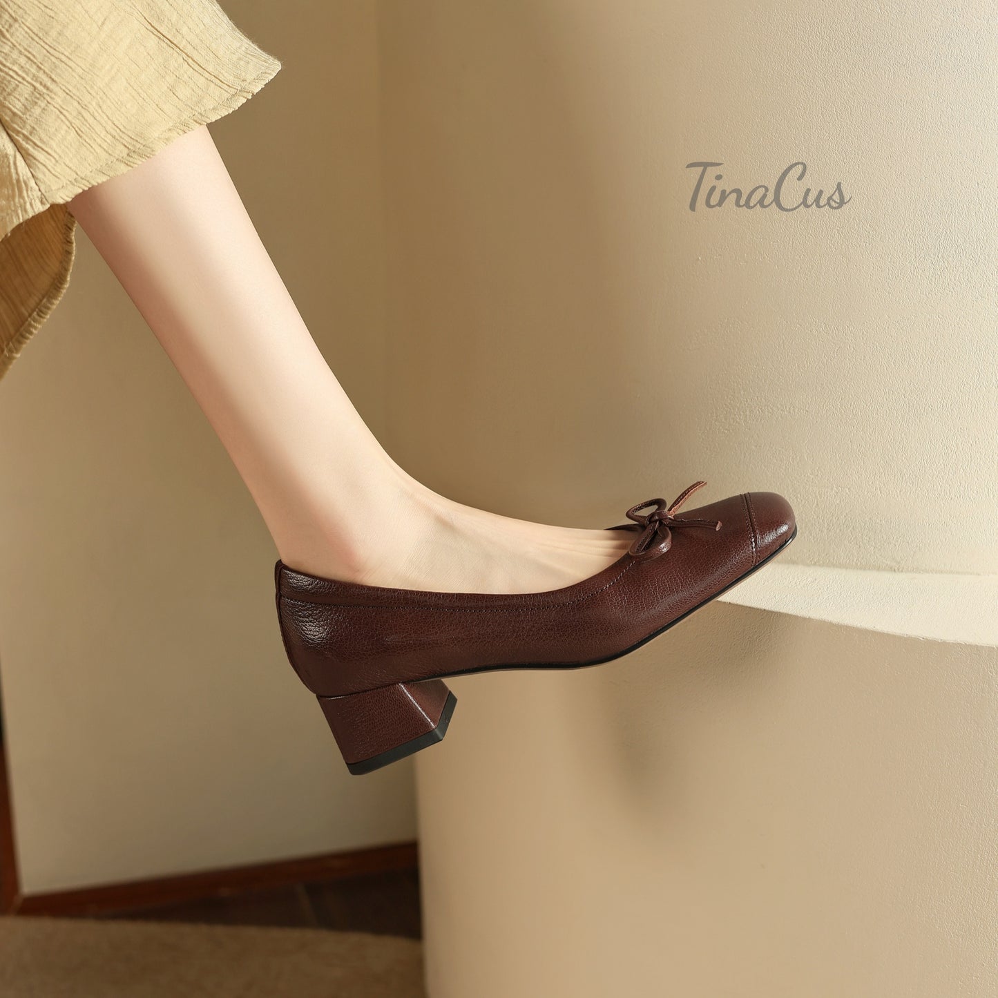 TinaCus Women's Square Toe Genuine Leather Cute Bowknot Low Chunky Heels Handmade Pumps Shoes