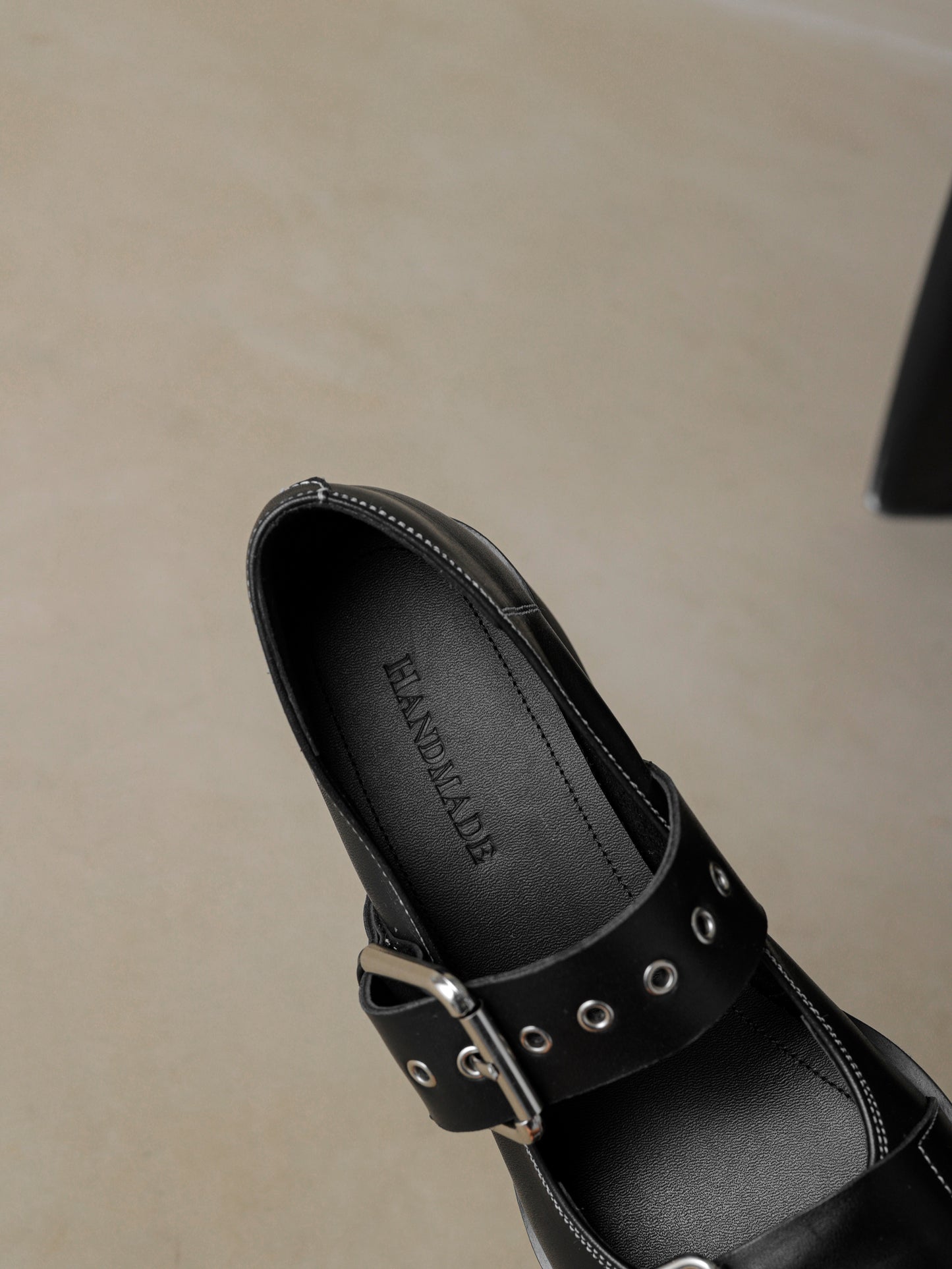 TinaCus Round Toe Genuine Leather Handmade Strap Buckle Low Chunky Heels Women's Mary Jane Shoes