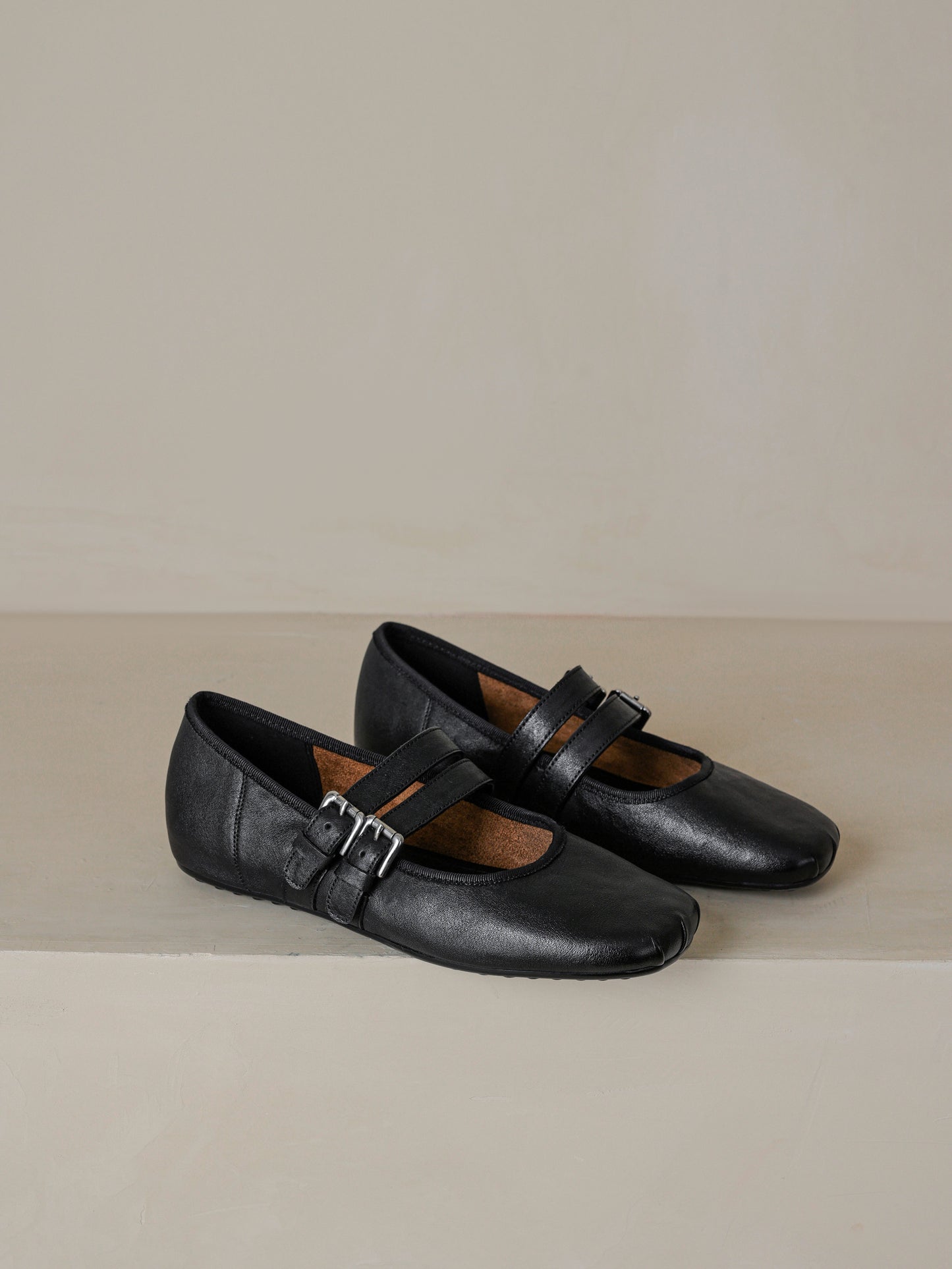 TinaCus Women's Mary Jane Handmade Genuine Leather Double Buckles Square Toe Ballet Flat Shoes