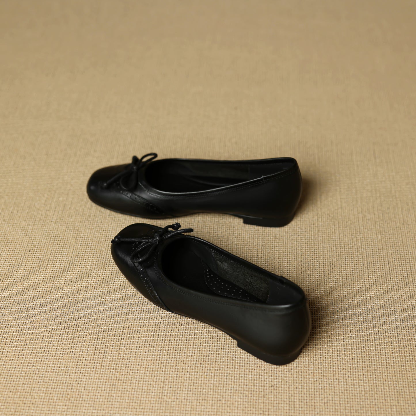 TinaCus Handmade Women's Genuine Leather Square Toe Baroque Ballet Flats with Bowtie