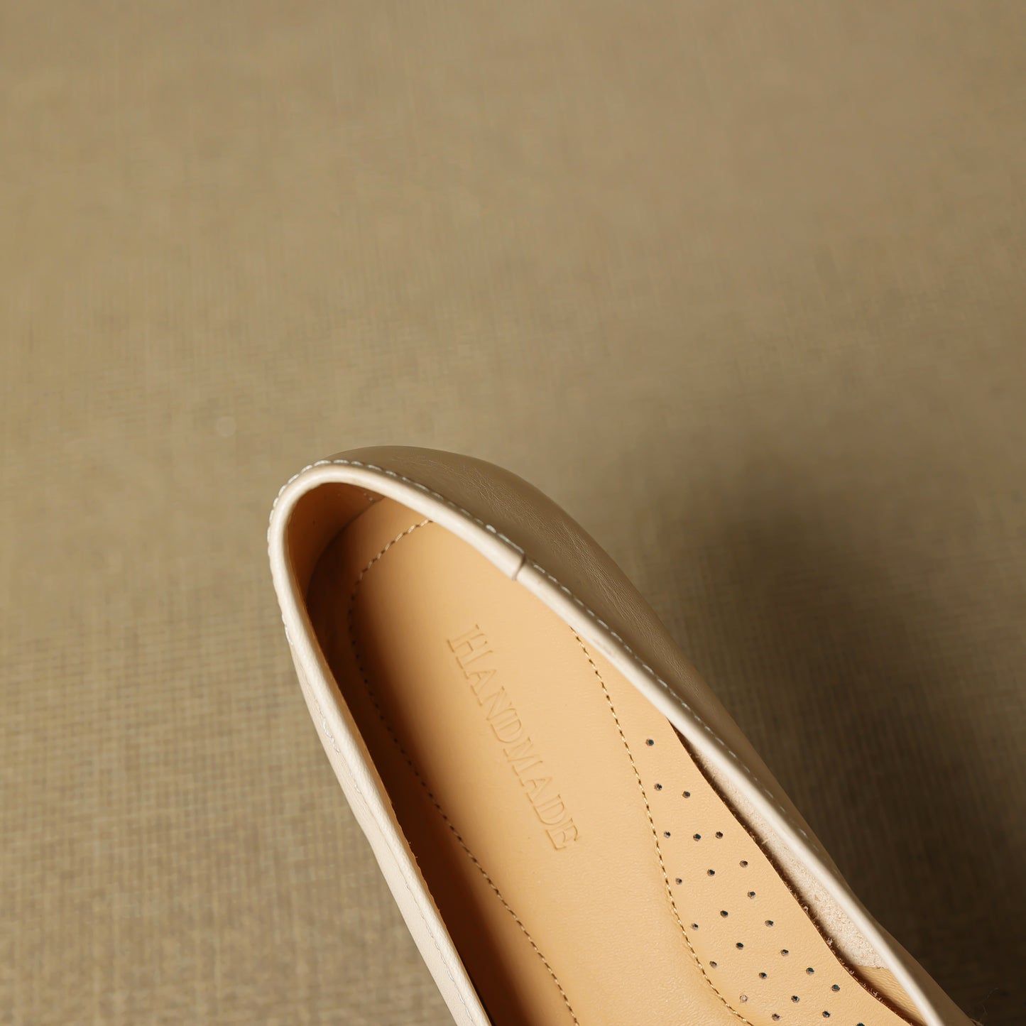 TinaCus Handmade Women's Genuine Leather Square Toe Baroque Ballet Flats with Bowtie