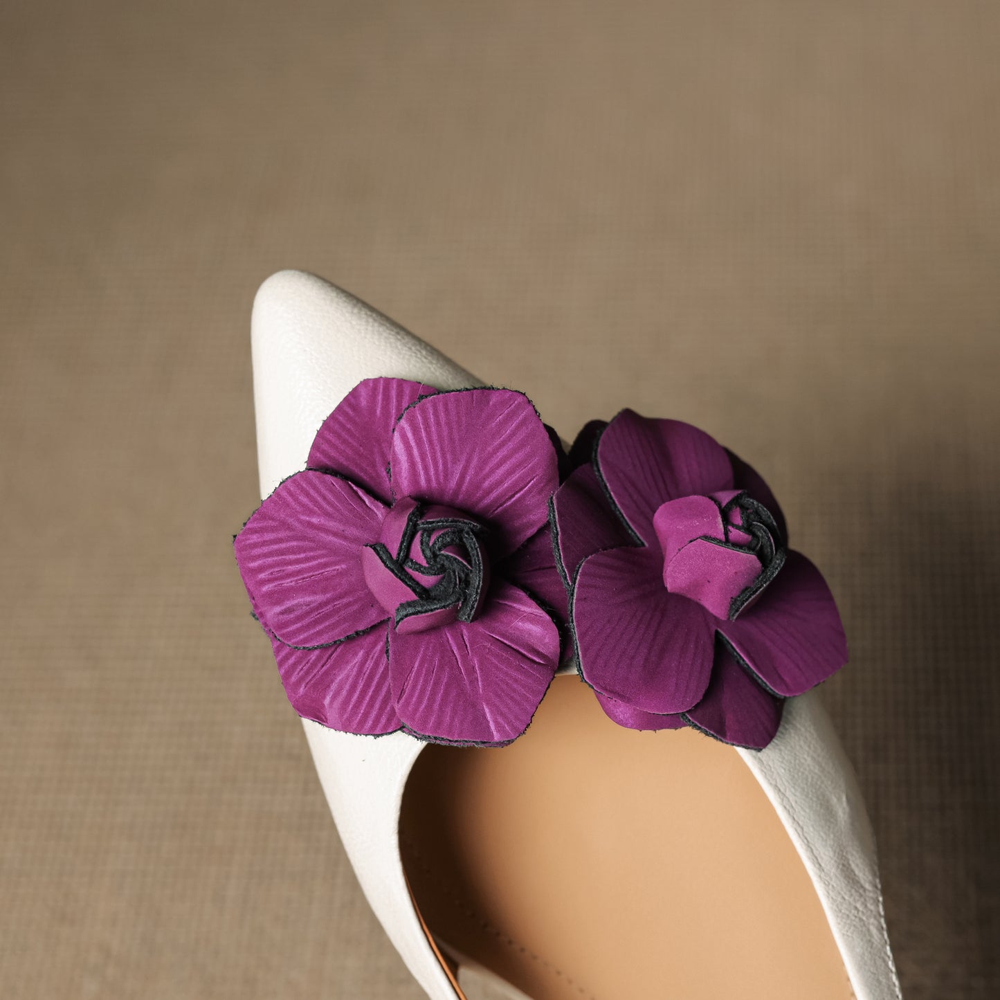 TinaCus Handmade Women's Genuine/Suede Leather Flower Decor Hollow-Out Slip On Pointed Toe Ballet Flats