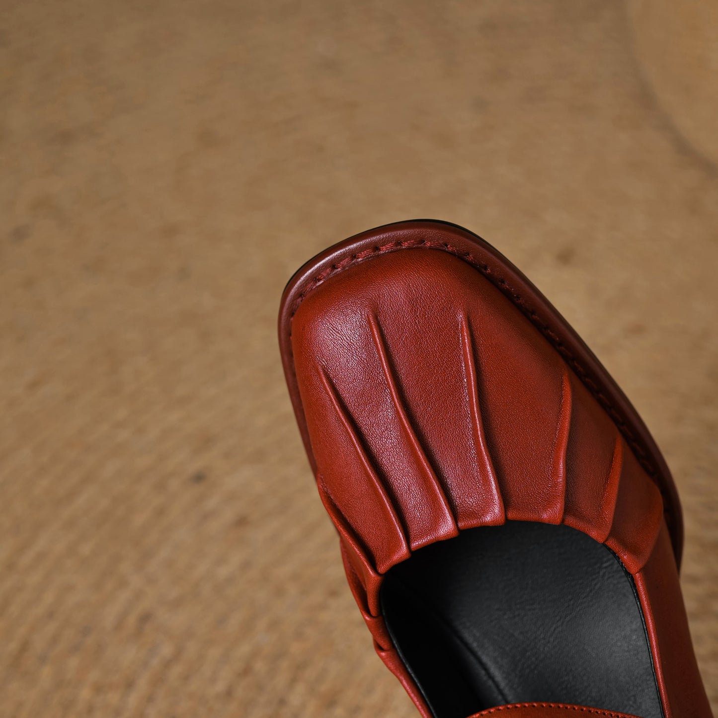 TinaCus Women's Round Toe Pleated Genuine Leather Handmade Chunky Heels Mary Jane Shoes