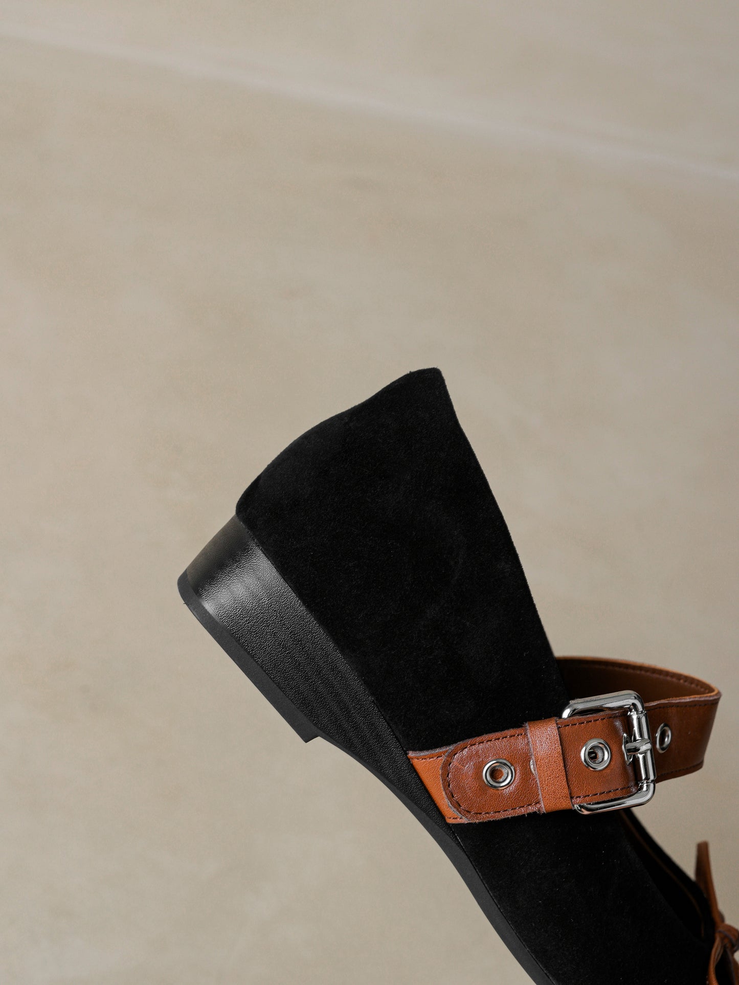 TinaCus Suede Leather Women's Square Toe Handmade Bowknot Comfortable Flat Shoes with Strap Buckle