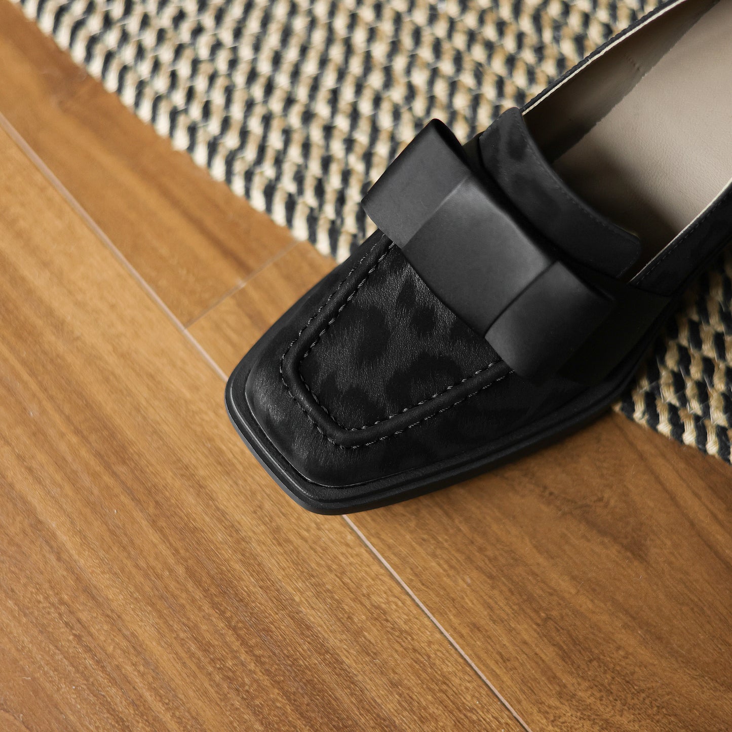 TinaCus Women's Square Toe Genuine Leather with Satin Bowknot Handmade Chunky Heels Trendy Loafers Shoes