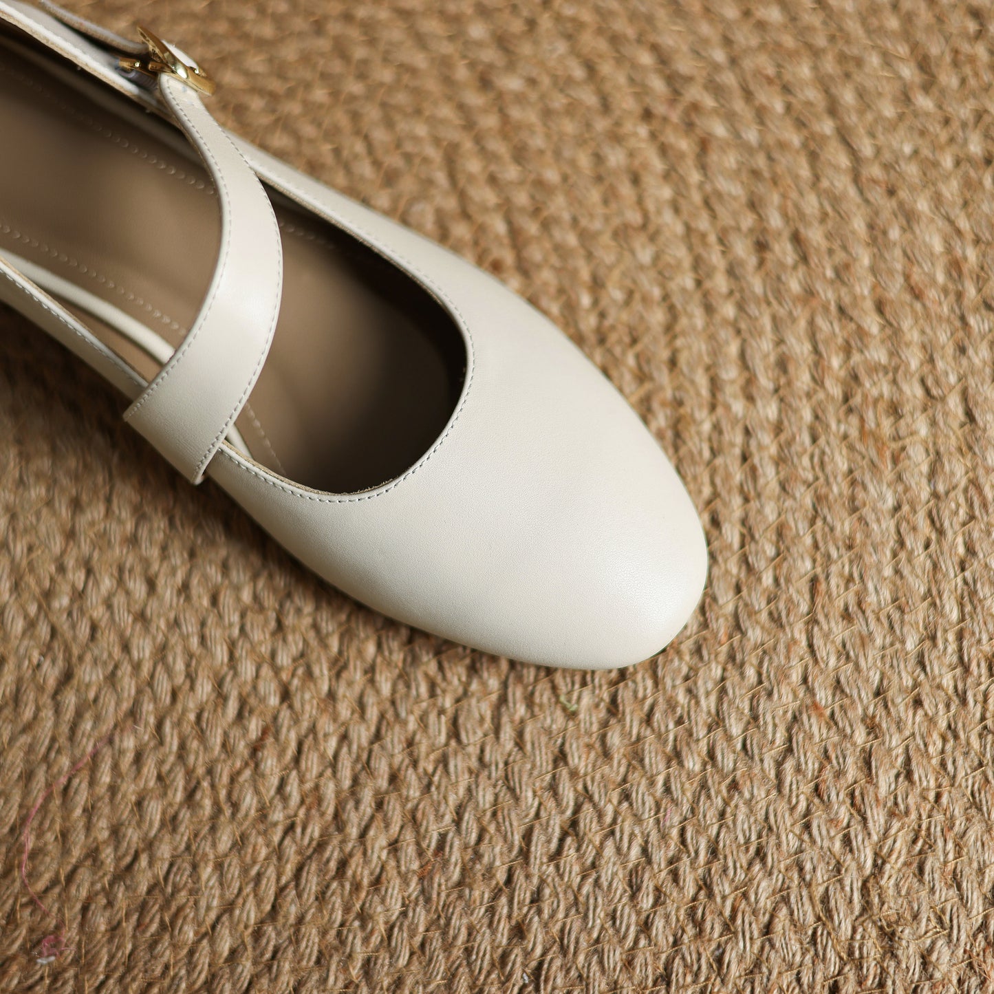 TinaCus Genuine Leather Handmade Buckle Women's Round Toe Low Chunky Heels Mary Jane Shoes