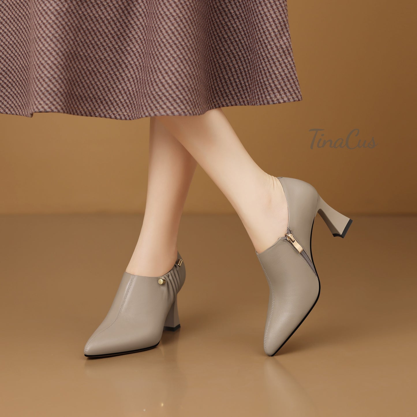 TinaCus Women's Pointed Toe Handmade Side Zipper Mid Heels Genuine Leather Elegant Pumps Shoes