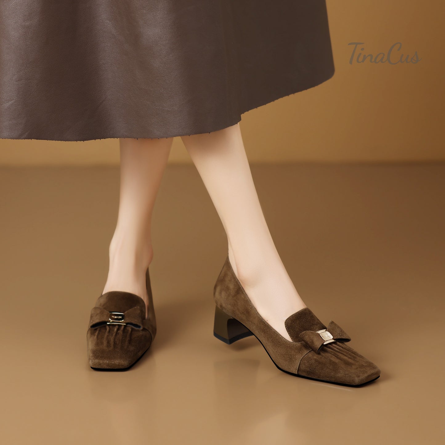 TinaCus Women's Square Toe Handmade Bowknot Suede Leather Low Chunky Heels Cute Loafers Shoes