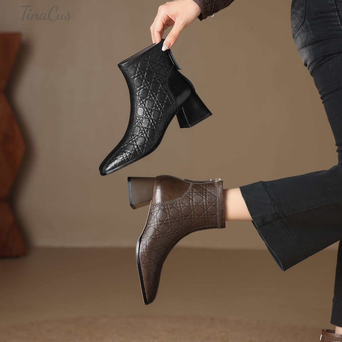 TinaCus Damen-Stiefeletten mit Glitzerschnalle, echtes Leder, handgefertigt, Reißverschluss hinten, Stickerei, Blumen