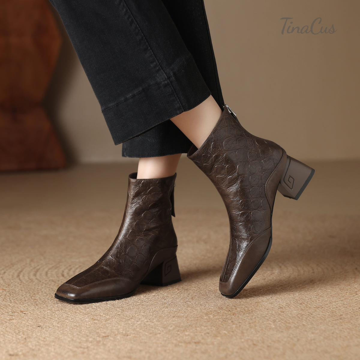 TinaCus Damen-Stiefeletten mit Glitzerschnalle, echtes Leder, handgefertigt, Reißverschluss hinten, Stickerei, Blumen