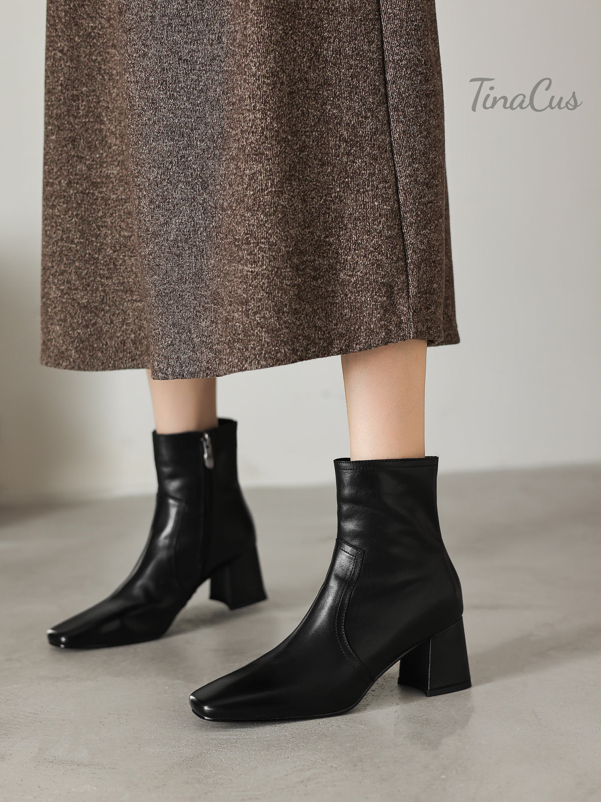 TinaCus Women's Square Toe Handmade Chunky Heel Zip up Ankle Boots