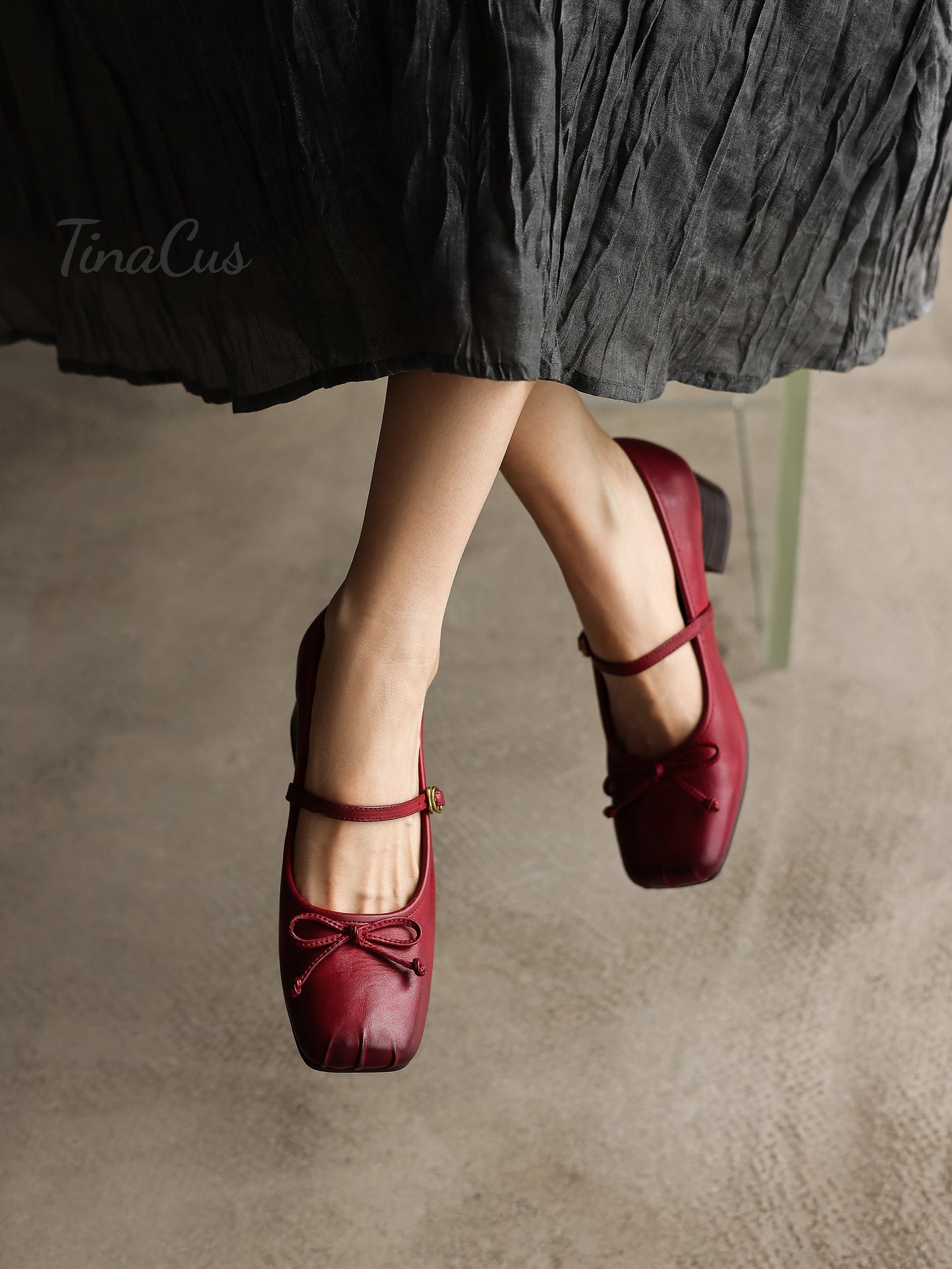 TinaCus Women’s Cute Bowtie Block Heel Mary Jane Pumps