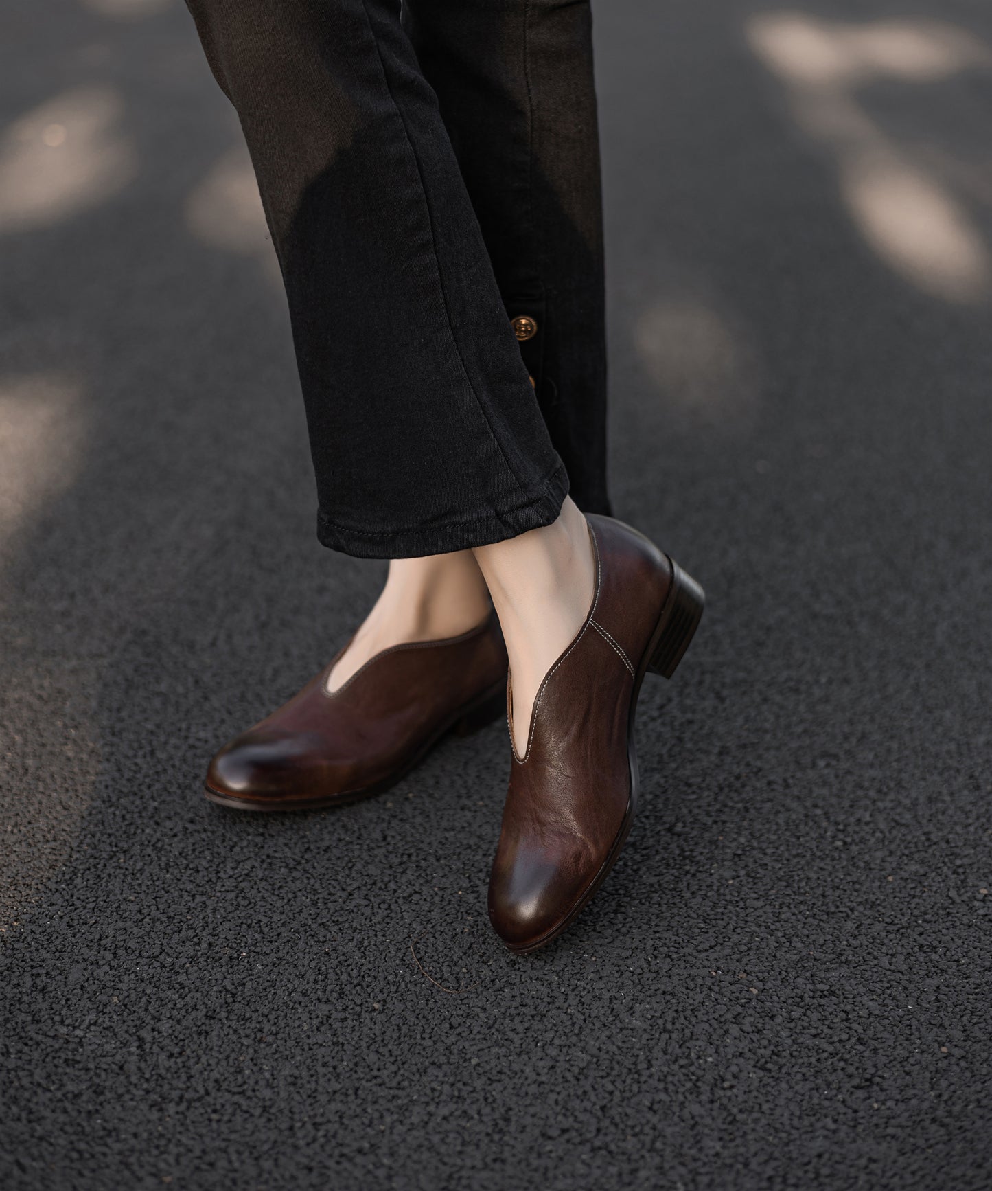 TinaCus Handmade Women's Genuine Leather Classic Slip On V-Cut Round Toe Loafer Flats Shoes