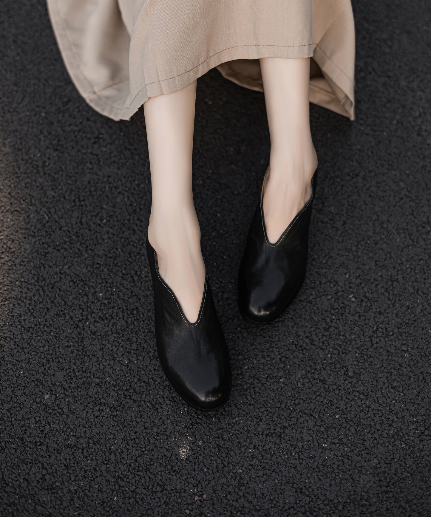 TinaCus Handmade Women's Genuine Leather Classic Slip On V-Cut Round Toe Loafer Flats Shoes