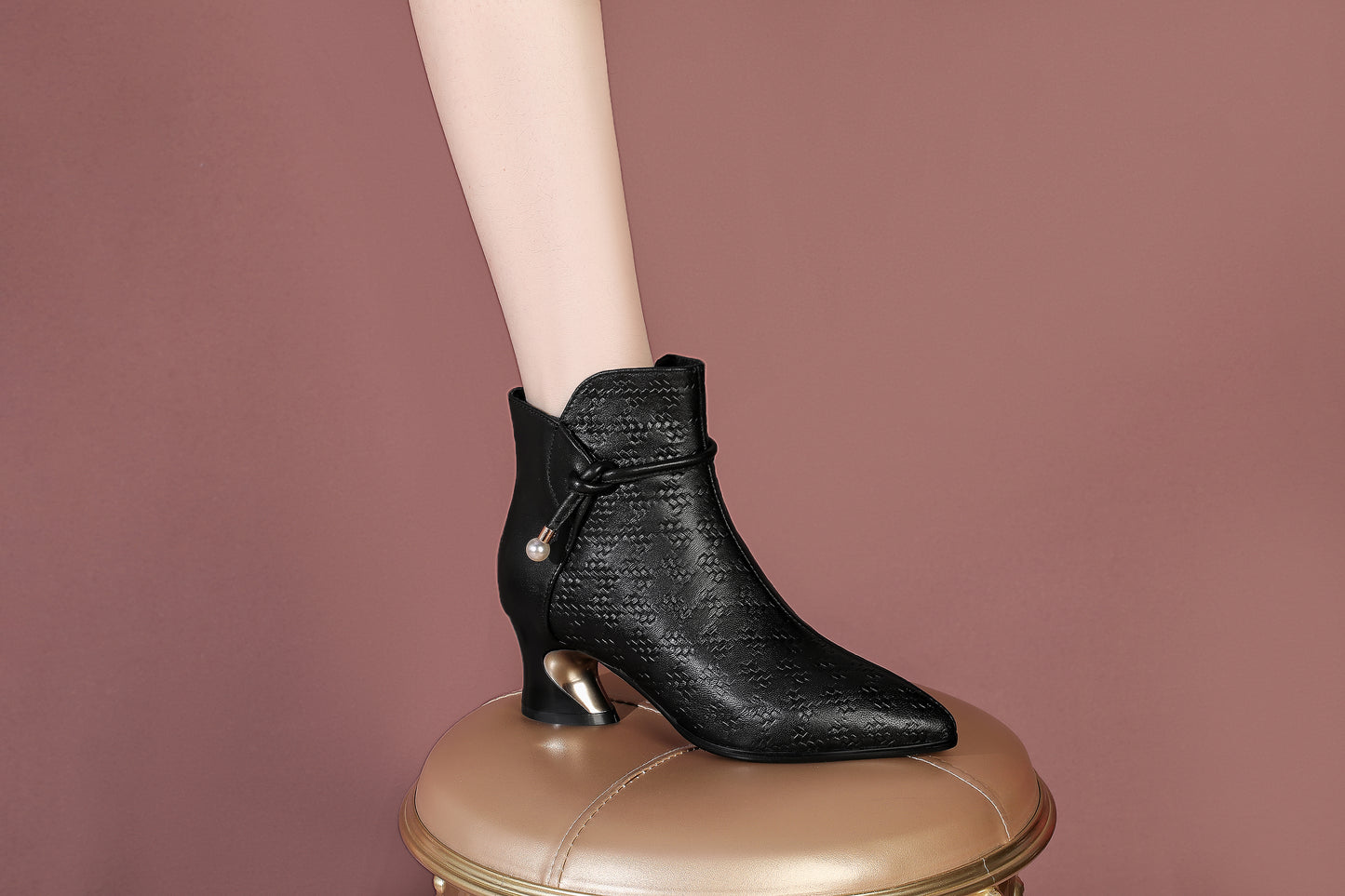 TinaCus Women's Leather Ankle Booties Handmade Embossed Side Zipper Pointed Toe Chunky Heel