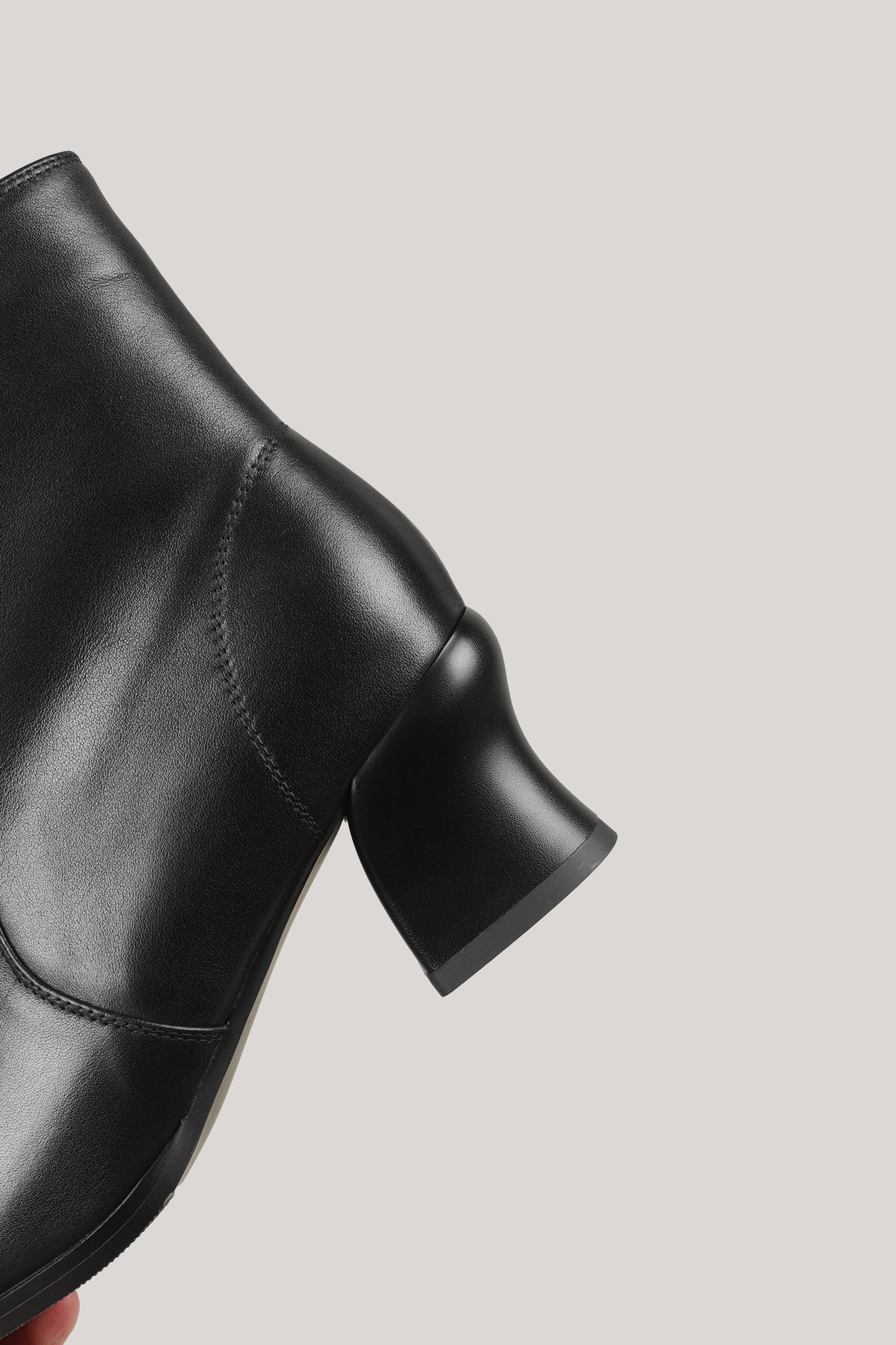 TinaCus Women's Genuine Leather Handmade Square Toe Side Zipper Stacked Low Heel Chukka Booties