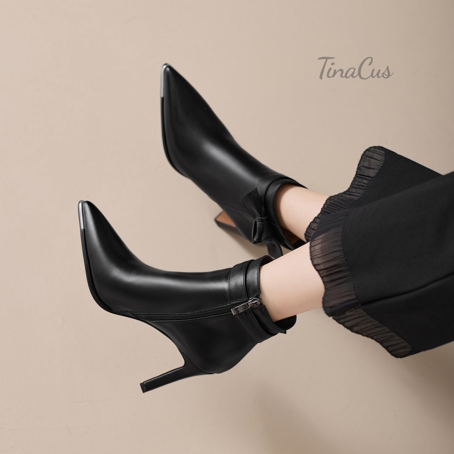 TinaCus Women's Pointed Toe Chic Short Boots Genuine Leather Handmade Bowknot Zip up High Heels Booties