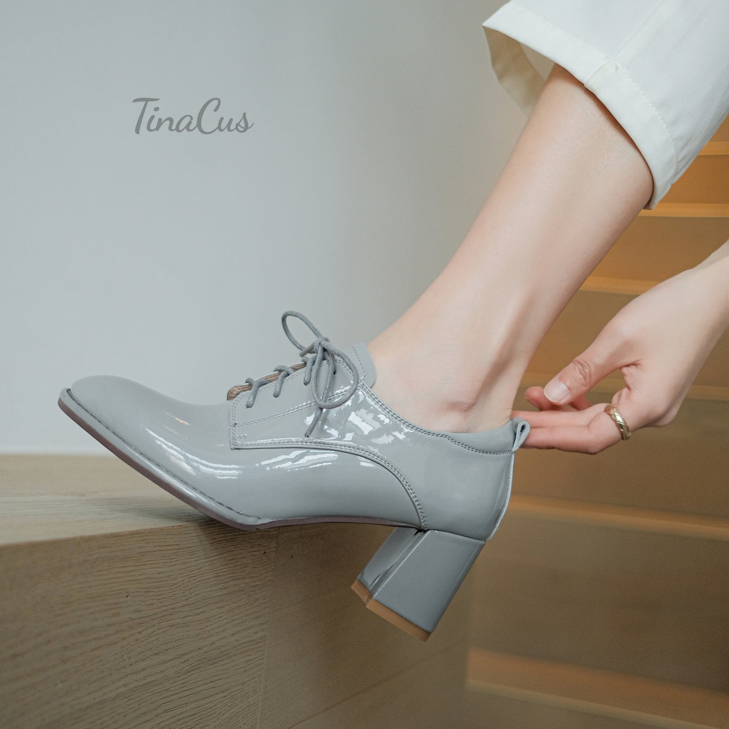 TinaCus Women's Glossy Patent Leather Handmade Round Toe Selftie Mid Chunky Heels Casual Oxford Shoes