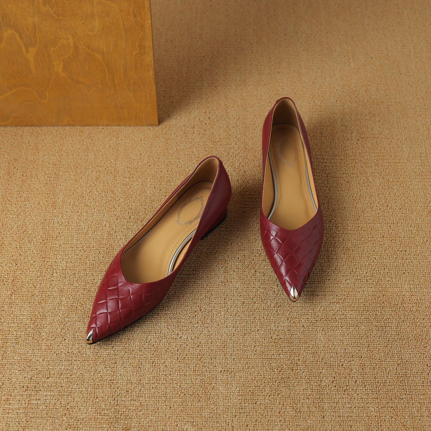 TinaCus Women's Genuine Leather Embossed Pointed Toe Slip-on Chunky Heel Pumps Shoes