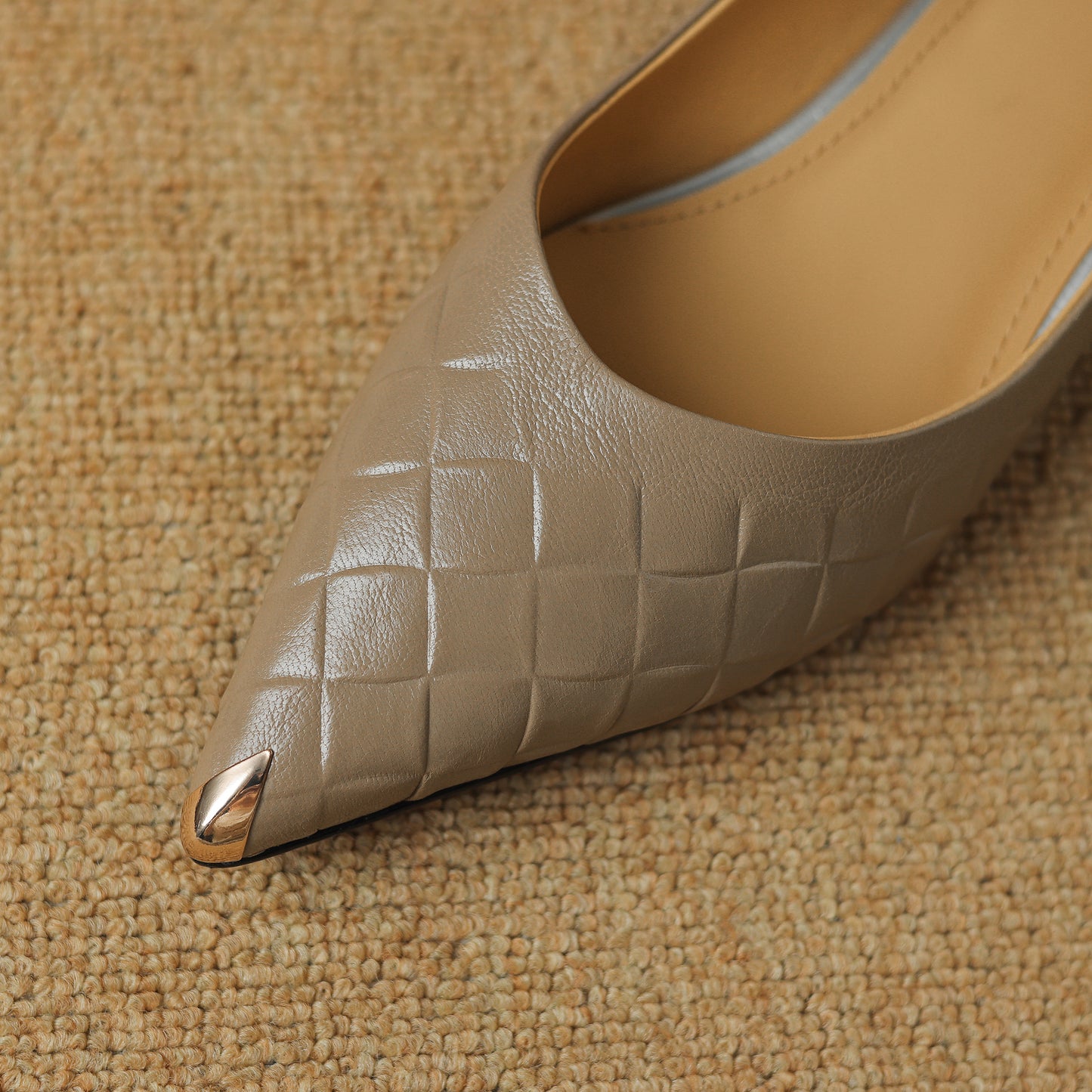 TinaCus Women's Genuine Leather Embossed Pointed Toe Slip-on Chunky Heel Pumps Shoes