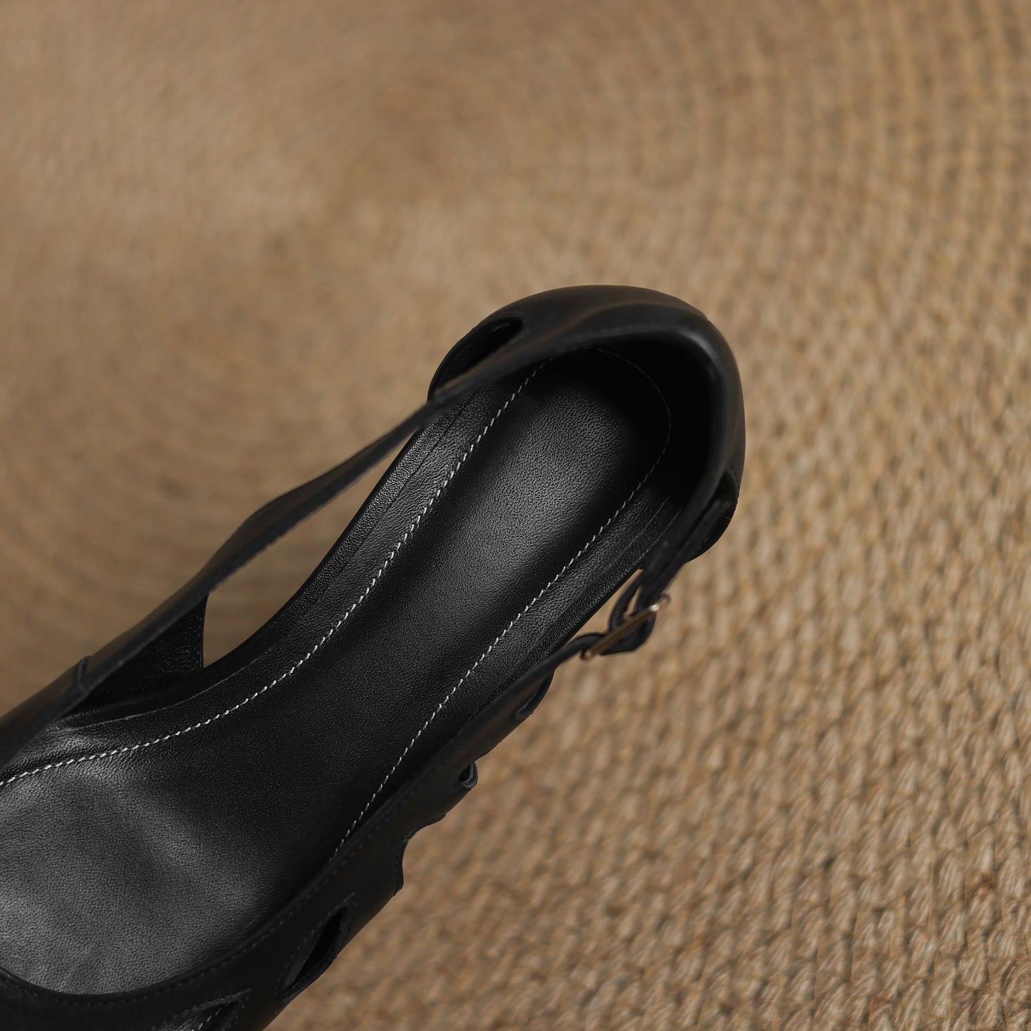 TinaCus Women's Round Toe Genuine Leather Handmade Cone Heels Casual Pumps Shoes with Buckle