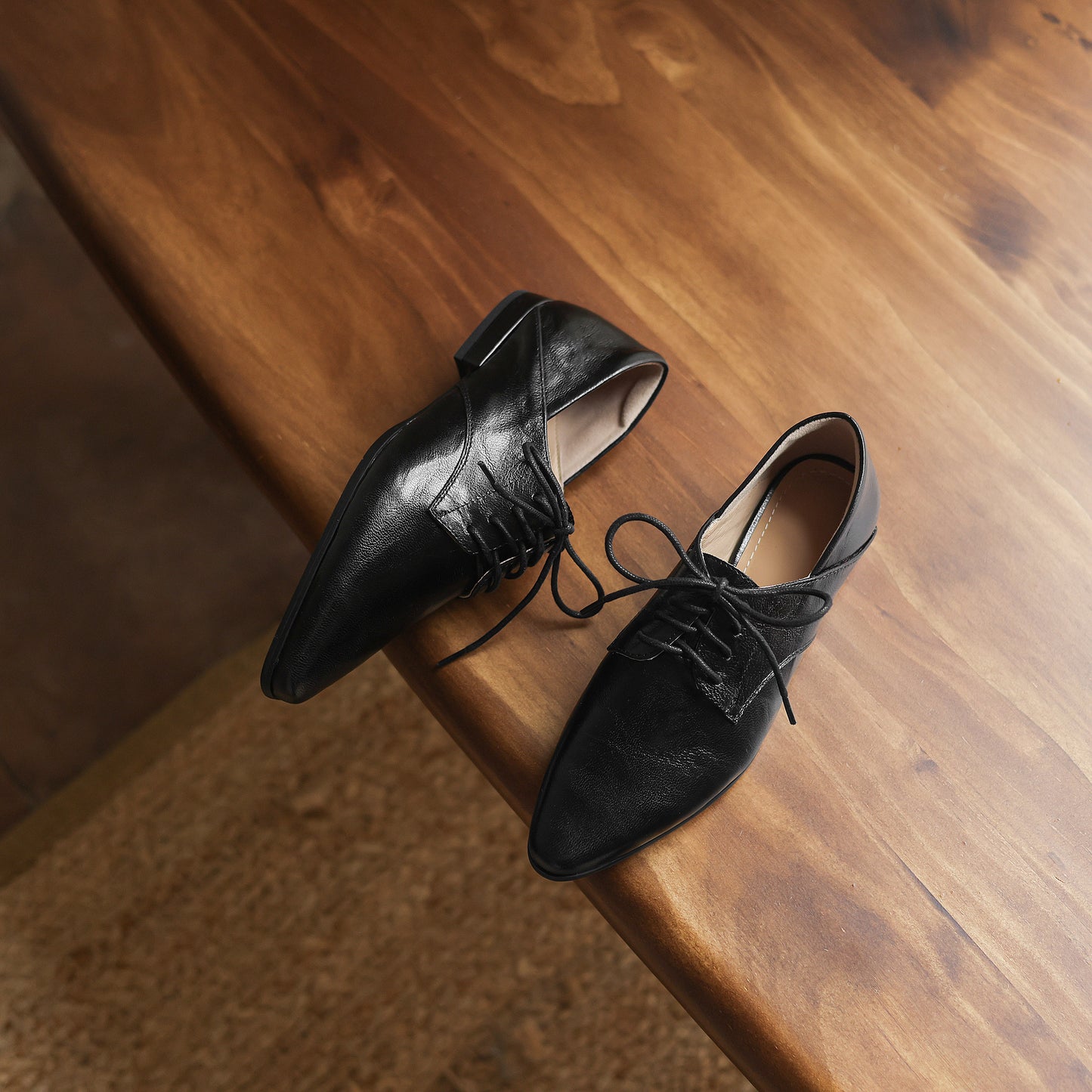 TinaCus Handmade Women's Genuine Leather Pointed Toe Lace-up Classic Oxford Flats