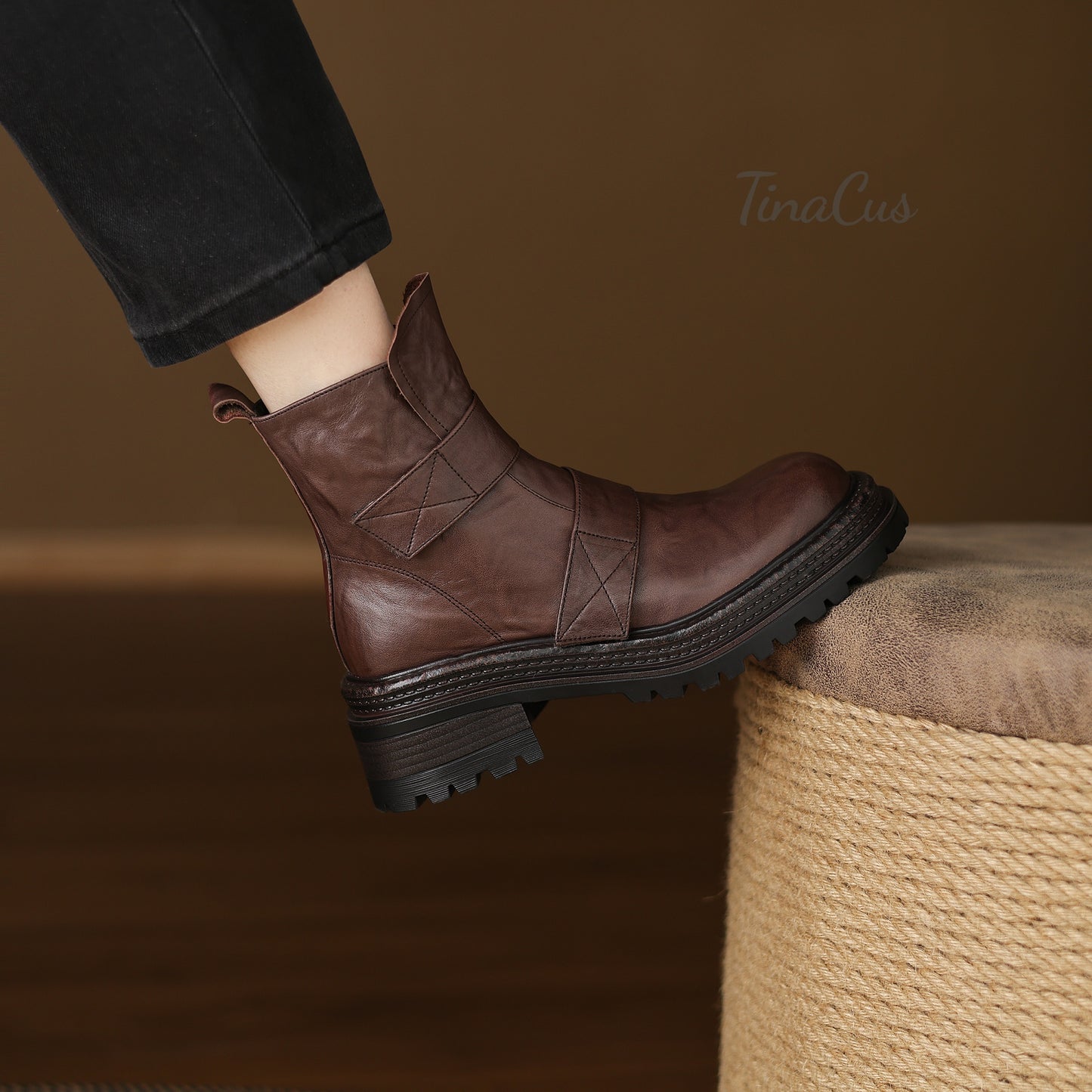 TinaCus Women's Platform Chic Ankle Boots Genuine Leather Handmade Round Toe Zip up Booties