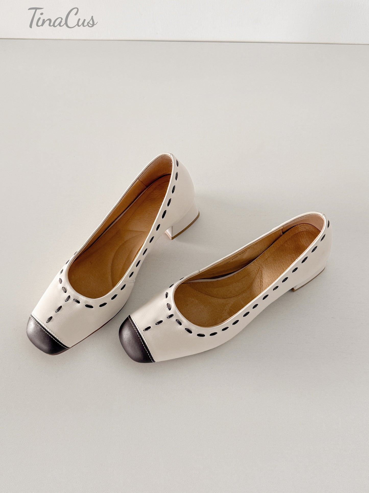 TinaCus Women's Two-Tone Block Heel Pumps Round Toe Slip-On Comfortable Work Dress Shoes with Stitches