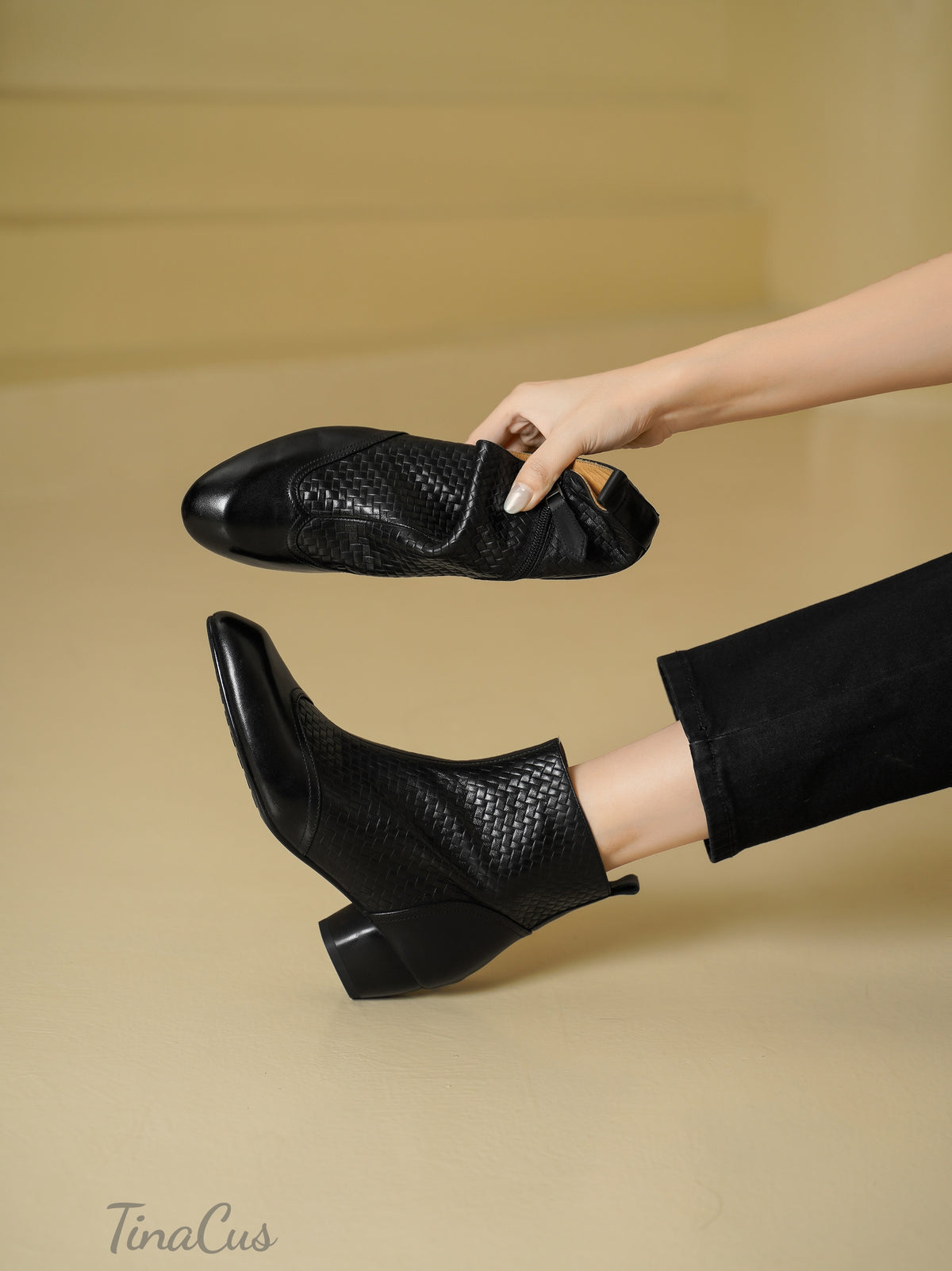 TinaCus Women’s Round Toe Cuban Heel Side Zipper Retro Ankle Booties