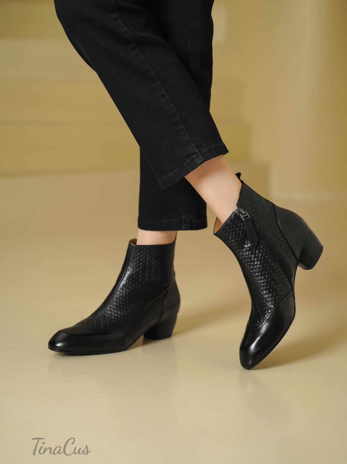 TinaCus Women’s Round Toe Cuban Heel Side Zipper Retro Ankle Booties