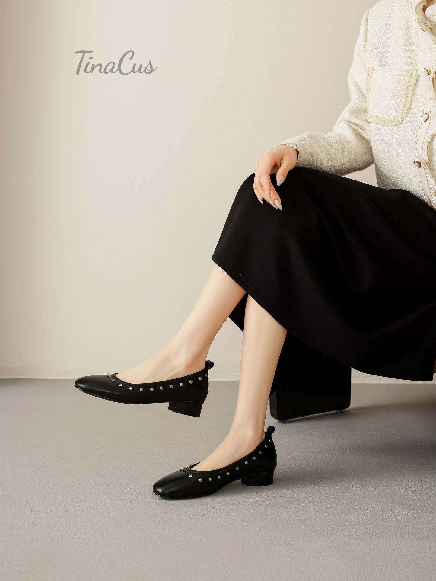 TinaCus Women's Studded Round Toe Low Block Heel Loafers Shoes