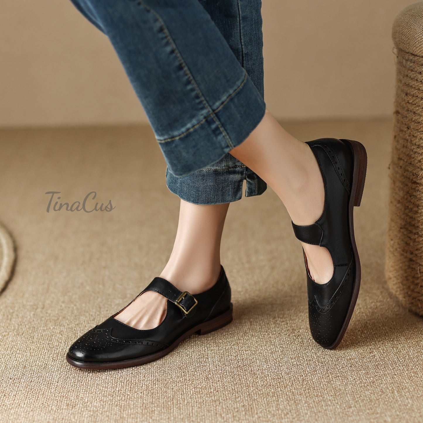 TinaCus Genuine Leather Handmade Round Toe Strap Buckle Women's Retro Flat Shoes