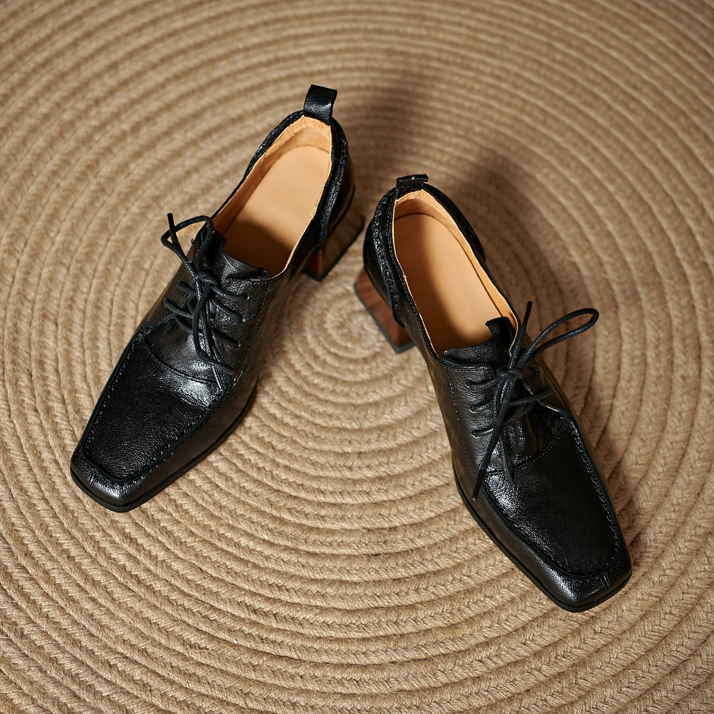 TinaCus Women's Oxoford Shoes Genuine Leather Handmade Square Toe Adjustable Lace-Up Pumps