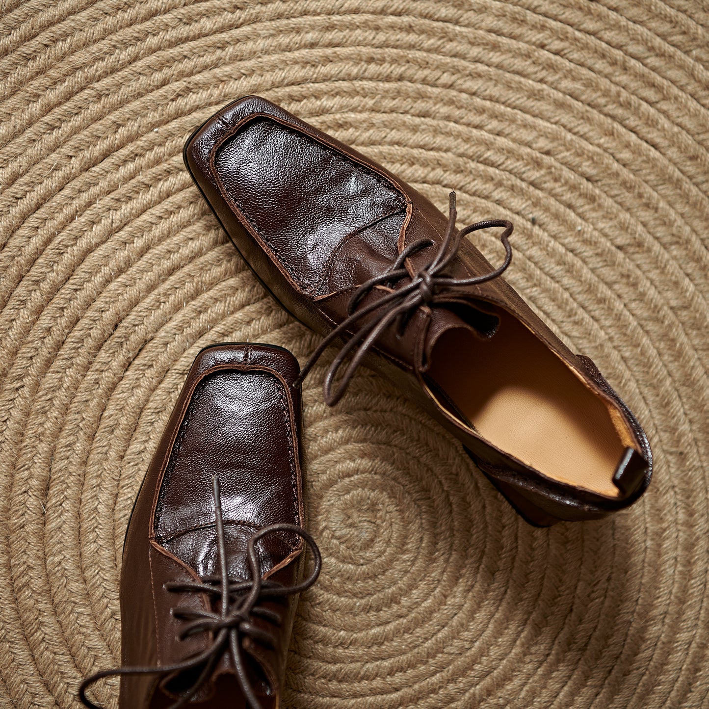 TinaCus Women's Oxoford Shoes Genuine Leather Handmade Square Toe Adjustable Lace-Up Pumps