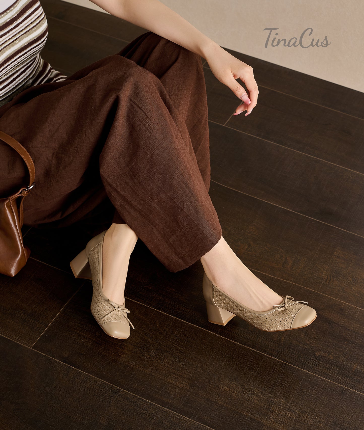 TinaCus Perforated Genuine Leather Women's Pumps Handmade Square Toe Cute Bowknot Chunky Heel Loafers Shoes