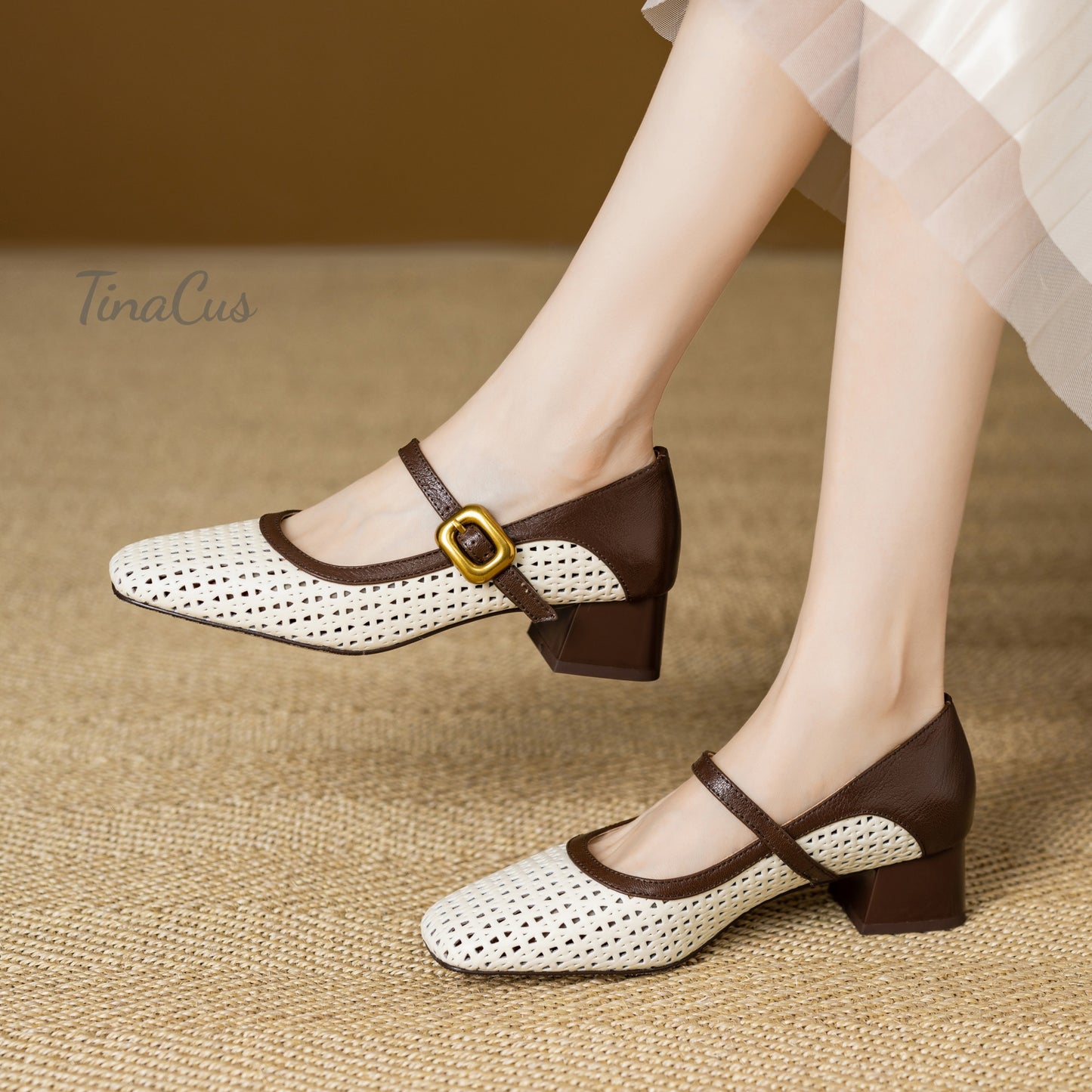 TinaCus Women's Square Toe Genuine Leather with Holes Low Chunky Heels Handmade Mary Jane Shoes