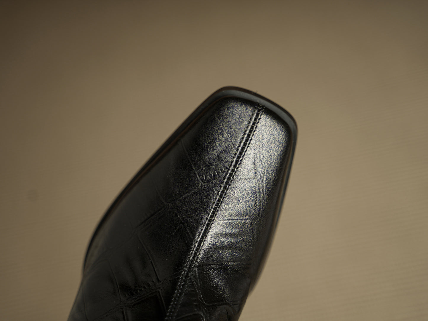 TinaCus Women's Square Toe Embossed Genuine Leather Handmade Chunky Heels Zip up Ankle Boots