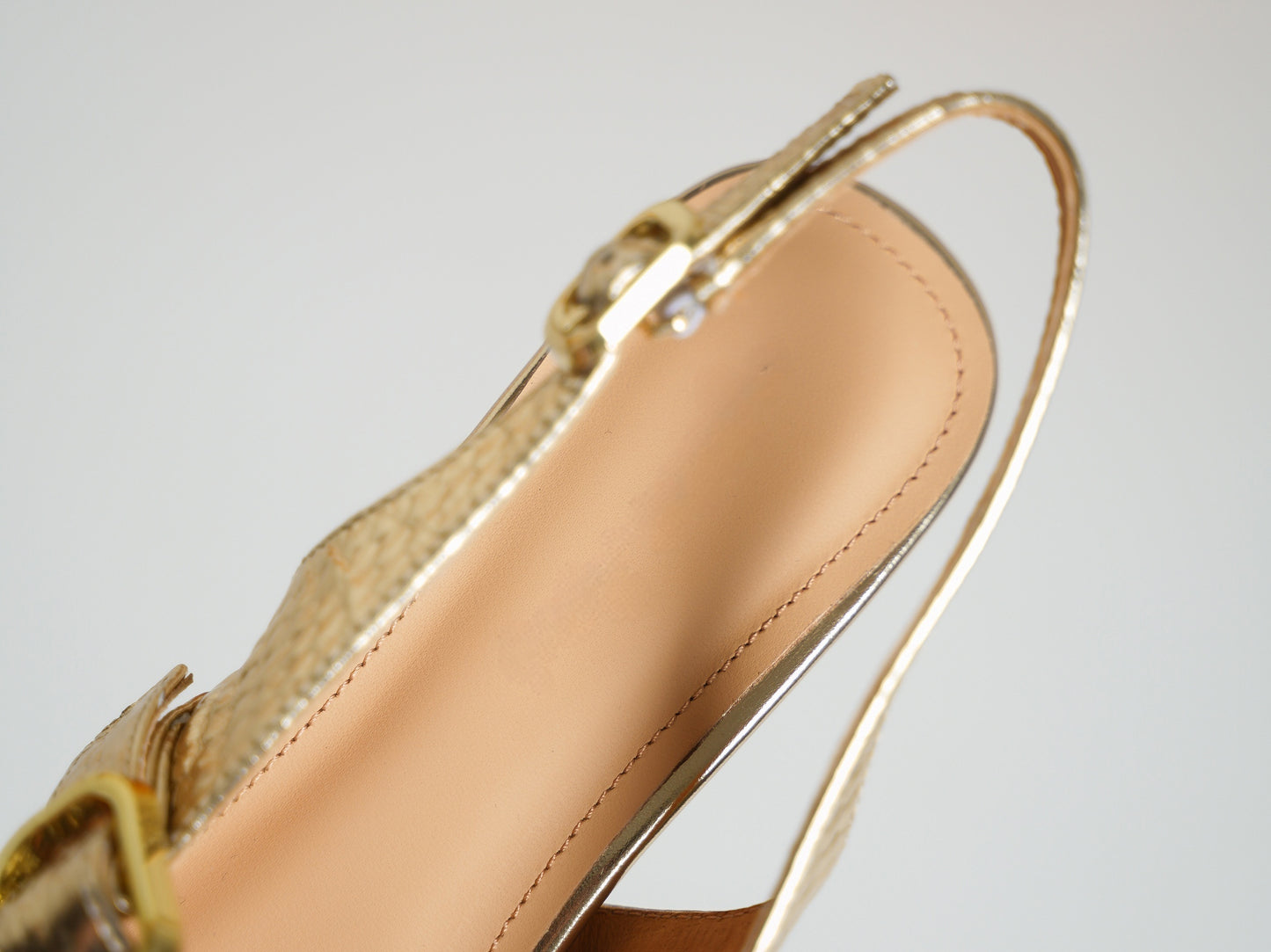 TinaCus Genuine Leather Women's Slingbacks Pointed Toe Handmade Buckles Low Heel Chic Sandals