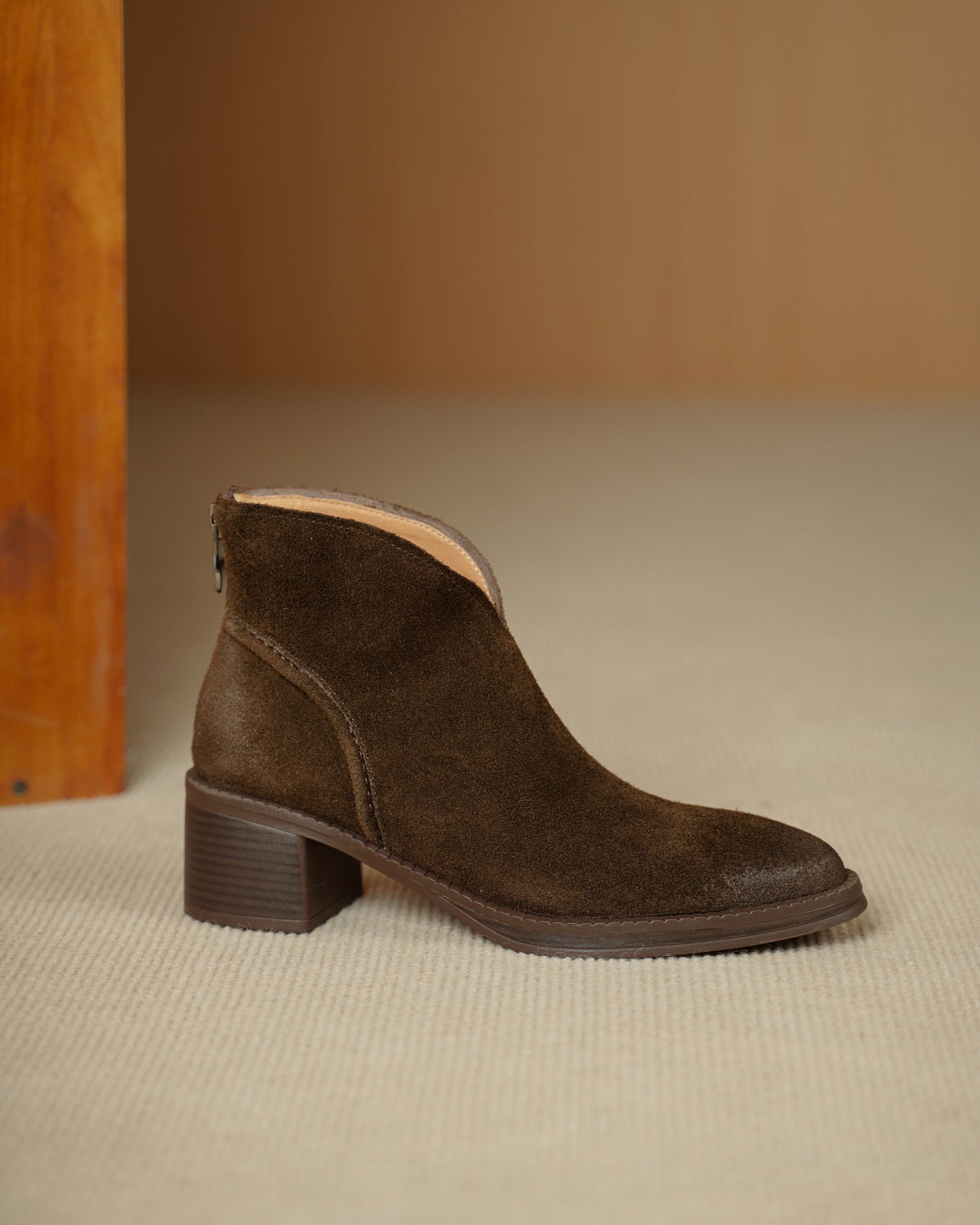 TinaCus Women's Suede/Genuine Leather Handmade V-cut Round Toe Stacked Heel Back Zip Up Ankle Booties